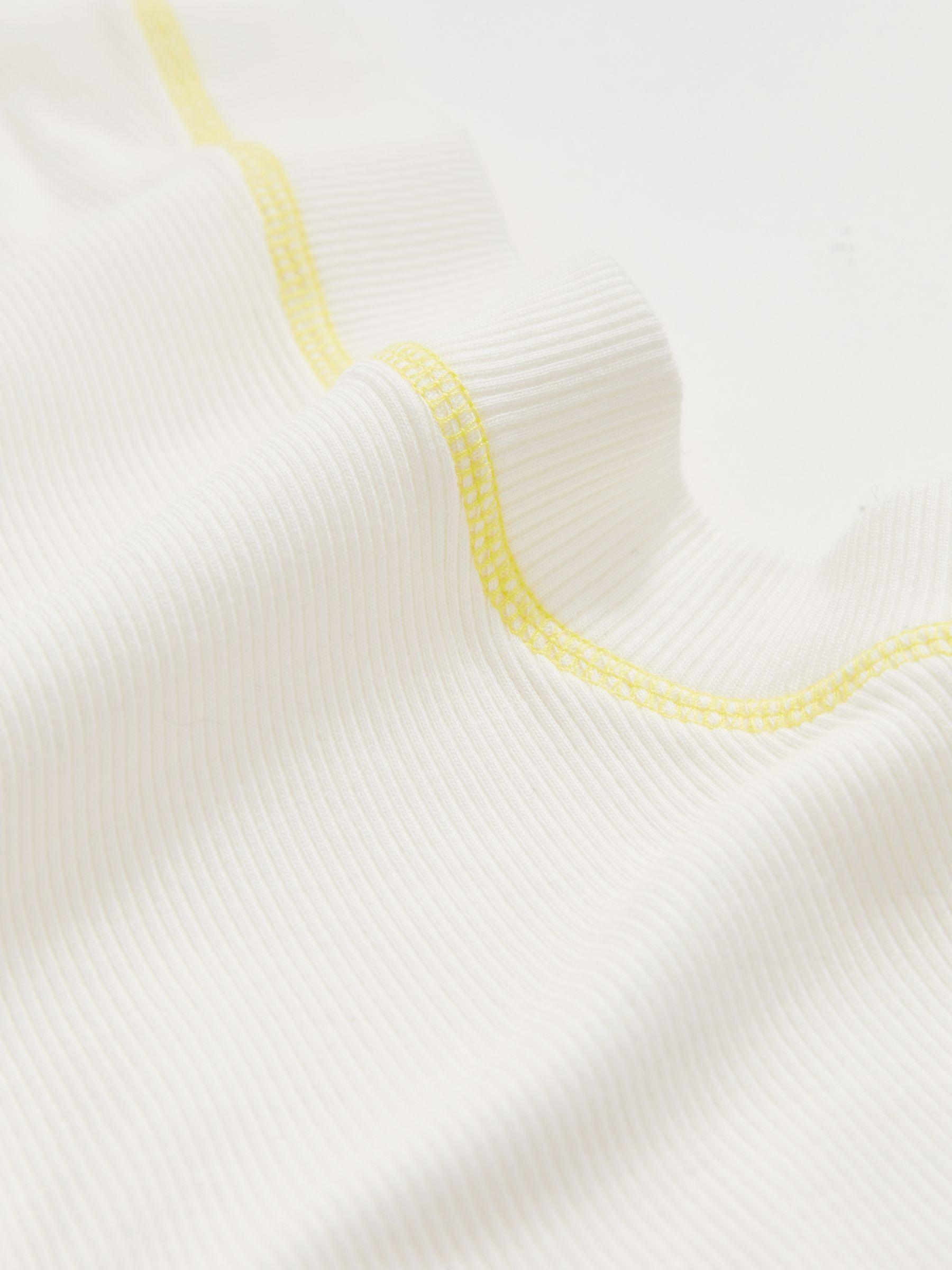 Stretch-Cotton Ribbed Vest in White Product Image