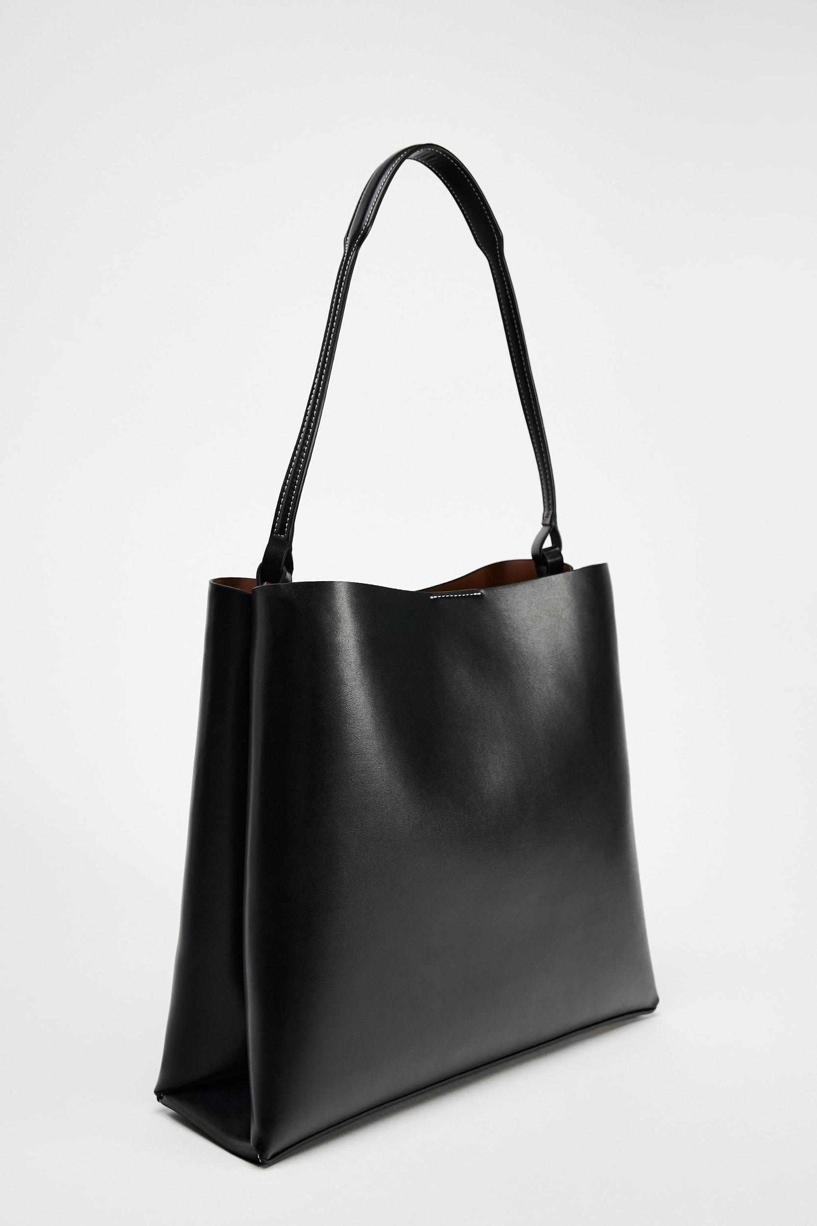 MINIMALIST BUCKET BAG Product Image