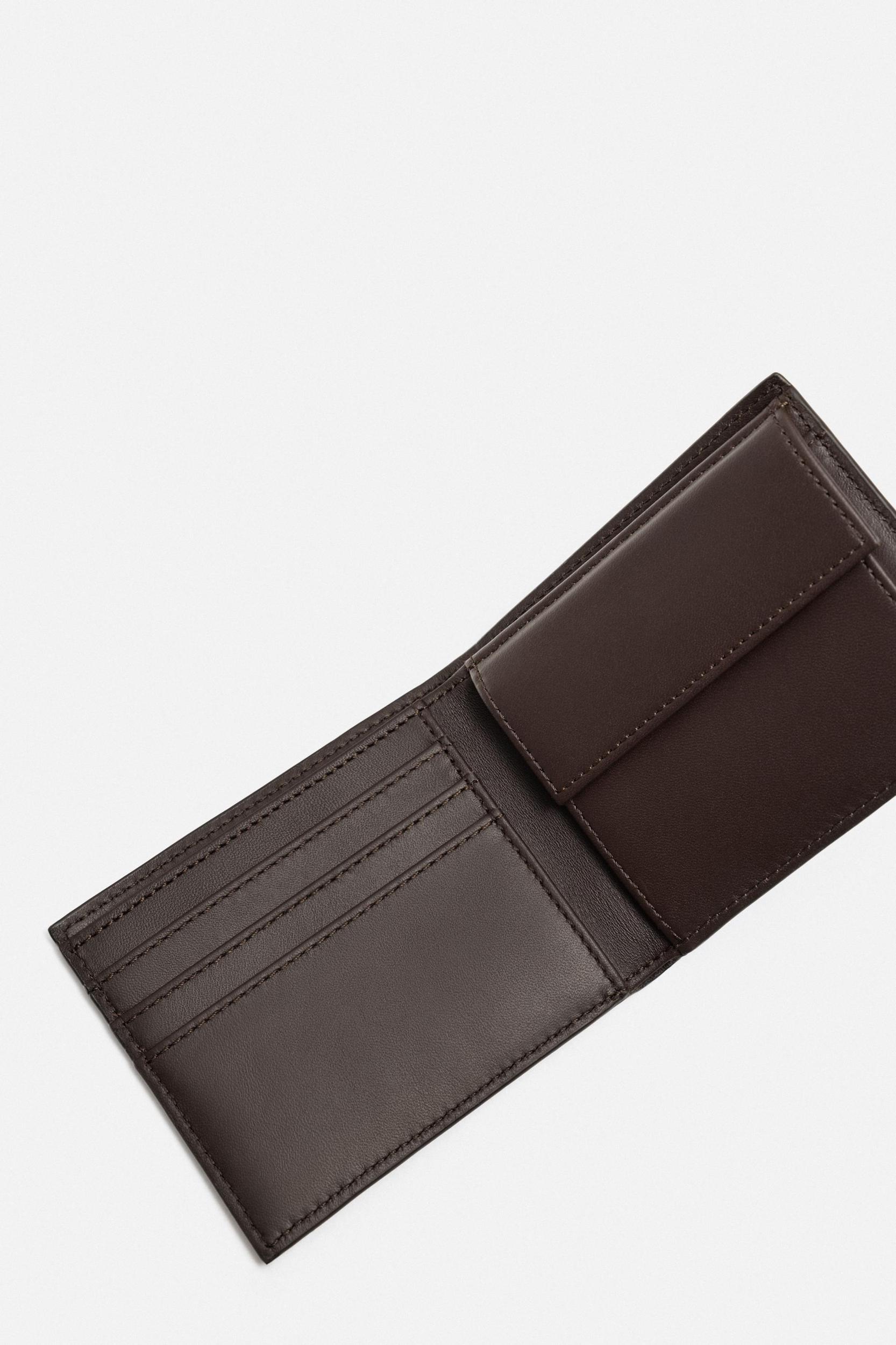 LEATHER WALLET Product Image