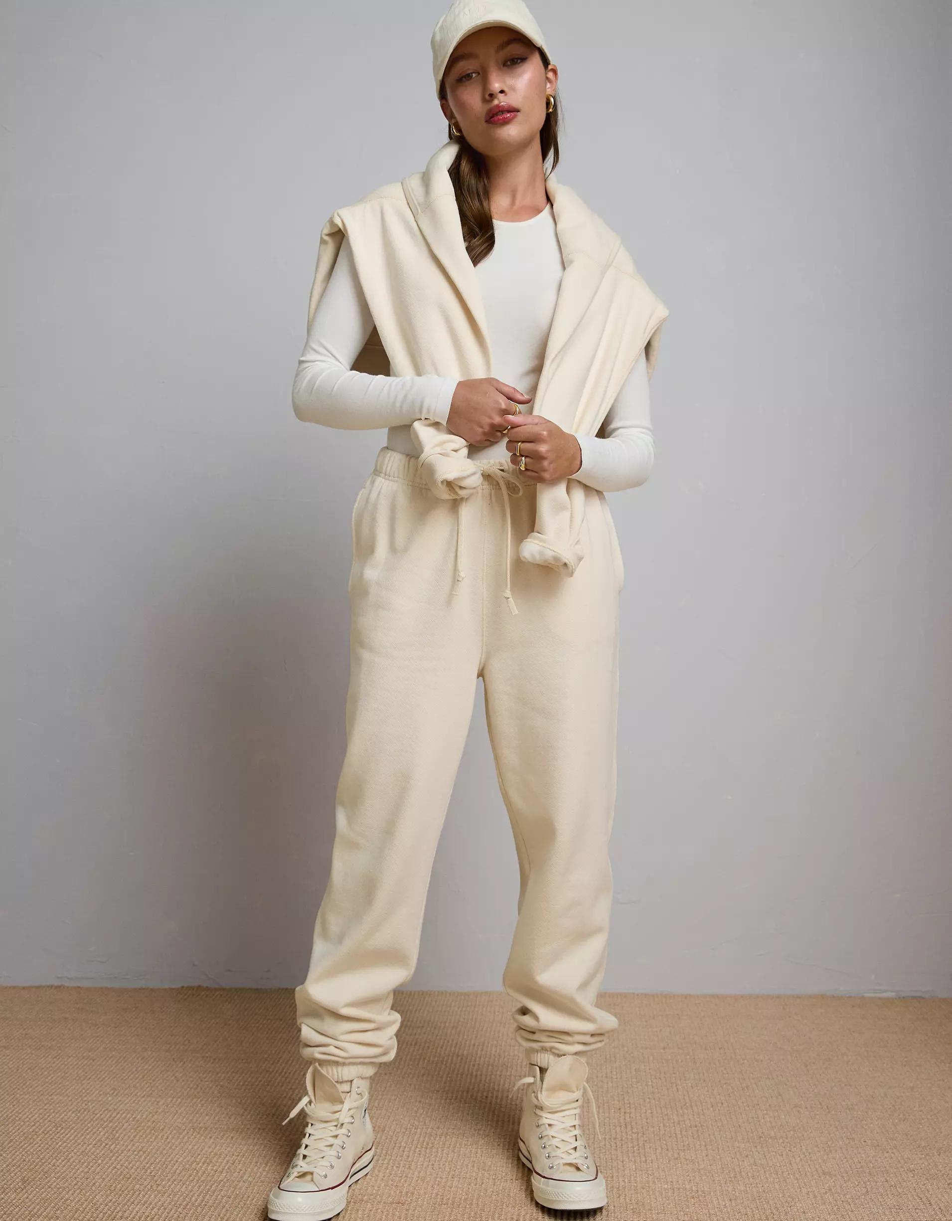 AE77 Premium Fleece Jogger Product Image