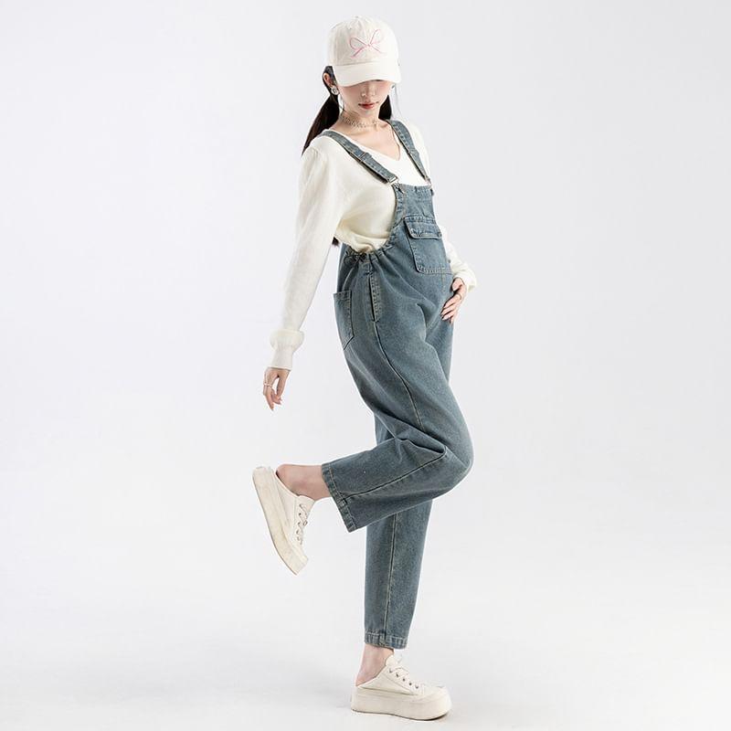 Maternity Washed Pocket Detail Denim Cropped Dungaree Product Image