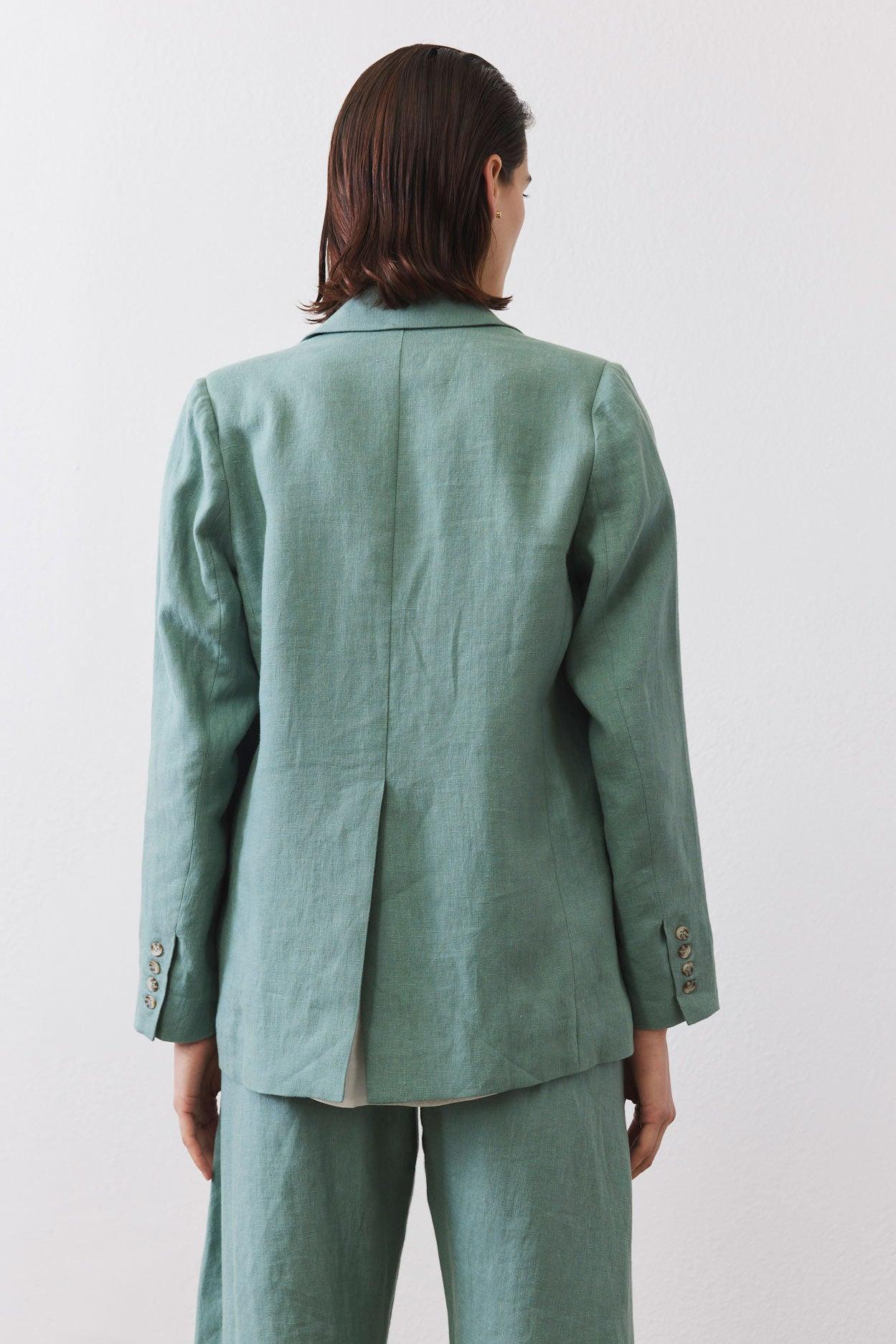 The Linen Classic Blazer That Upgrades You Product Image