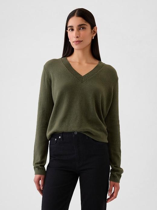 CashSoft V-Neck Sweater Product Image