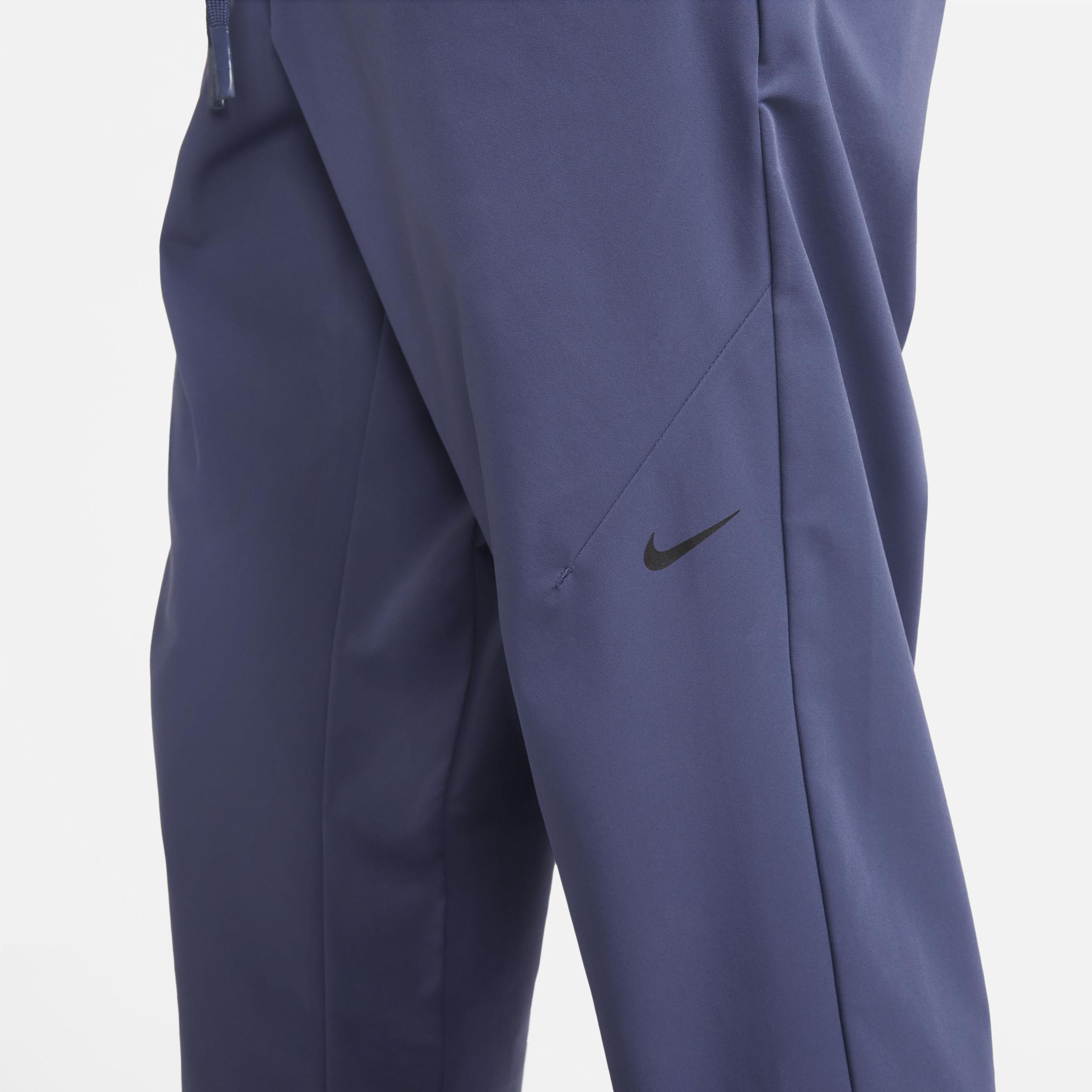 Nike A.P.S. Men's Dri-FIT Woven Versatile Pants Product Image