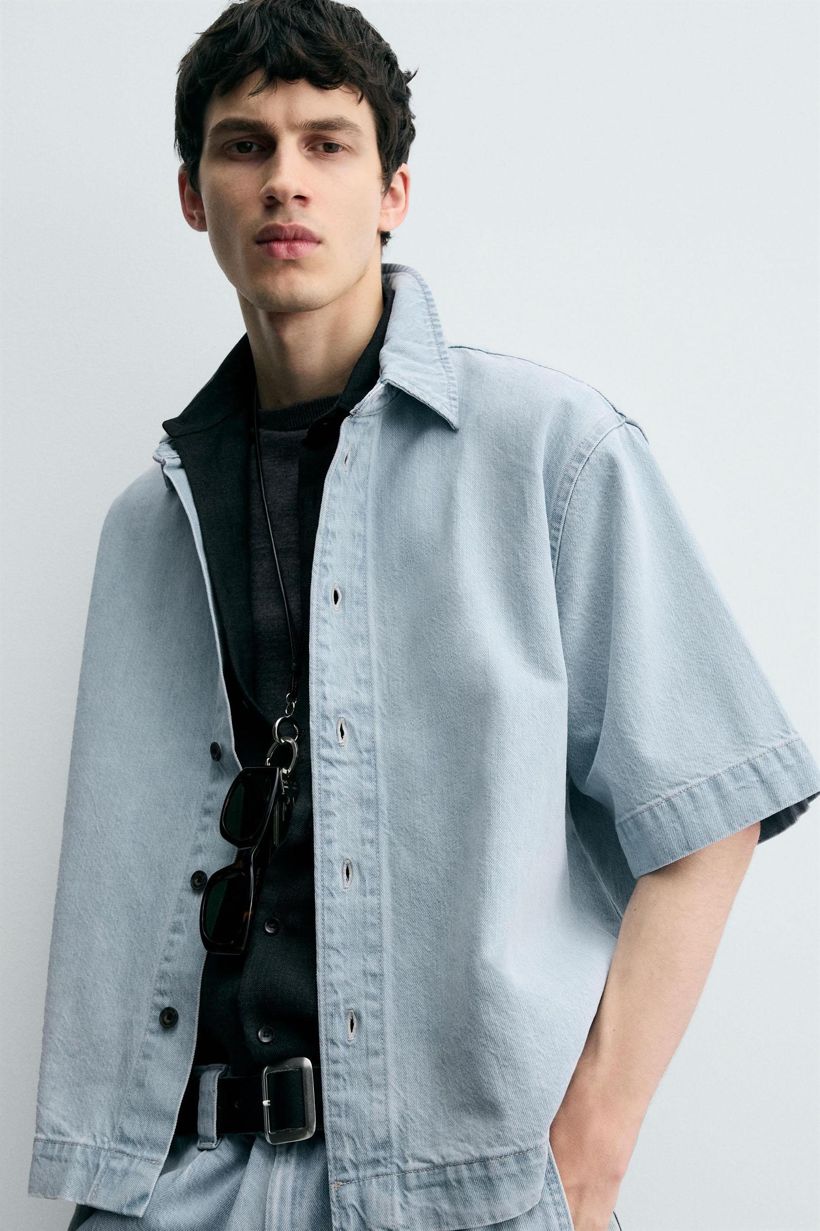 SHORT SLEEVE DENIM SHIRT Product Image