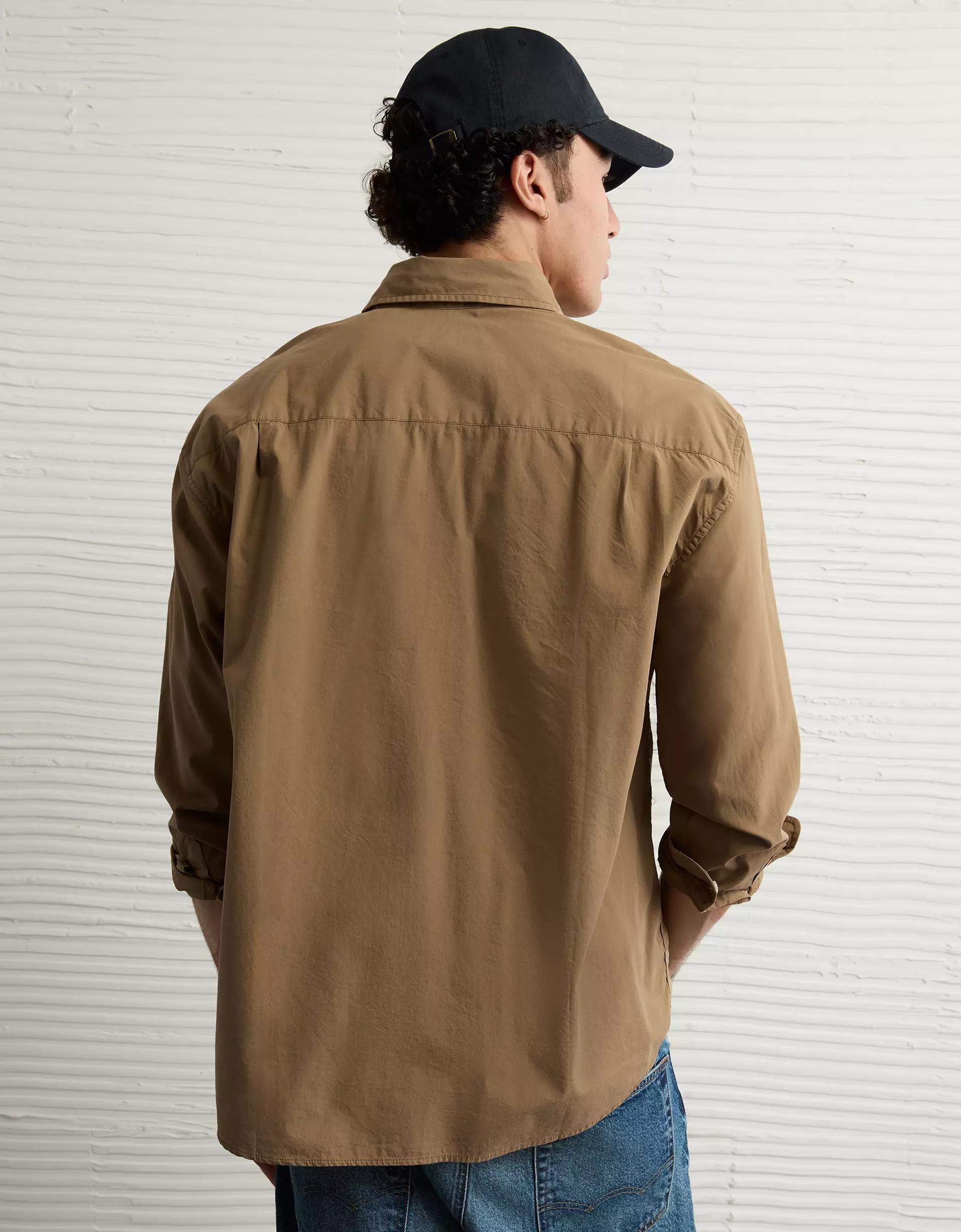 AE Everyday Relaxed Poplin Button-Up Shirt Product Image