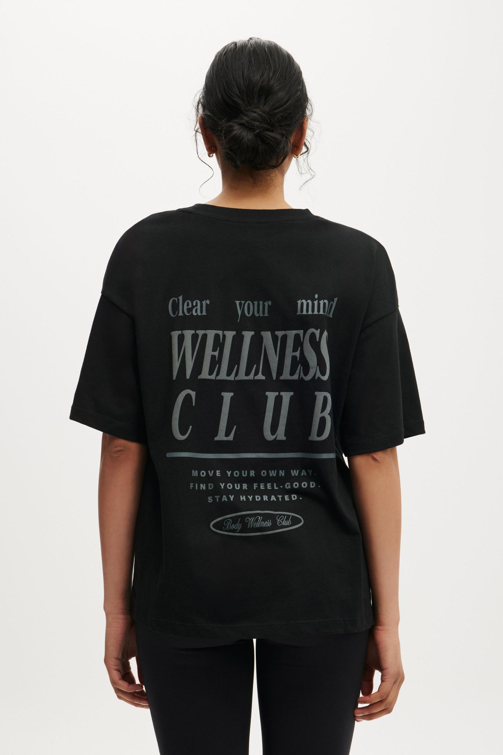 Active Graphic Tee Product Image