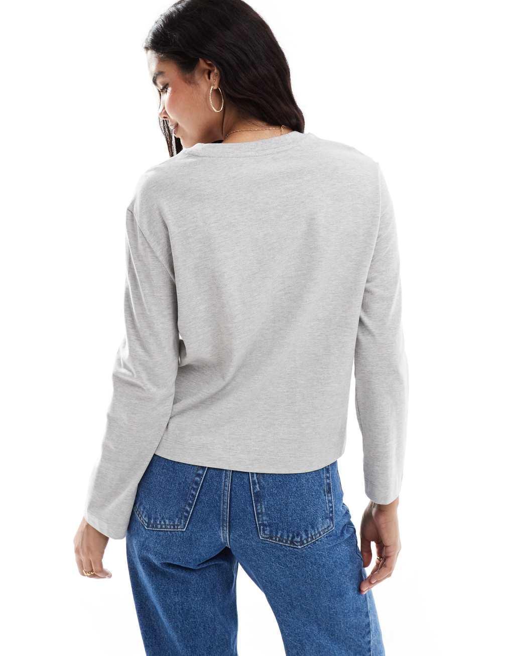 Selected Femme oversized top in gray Product Image