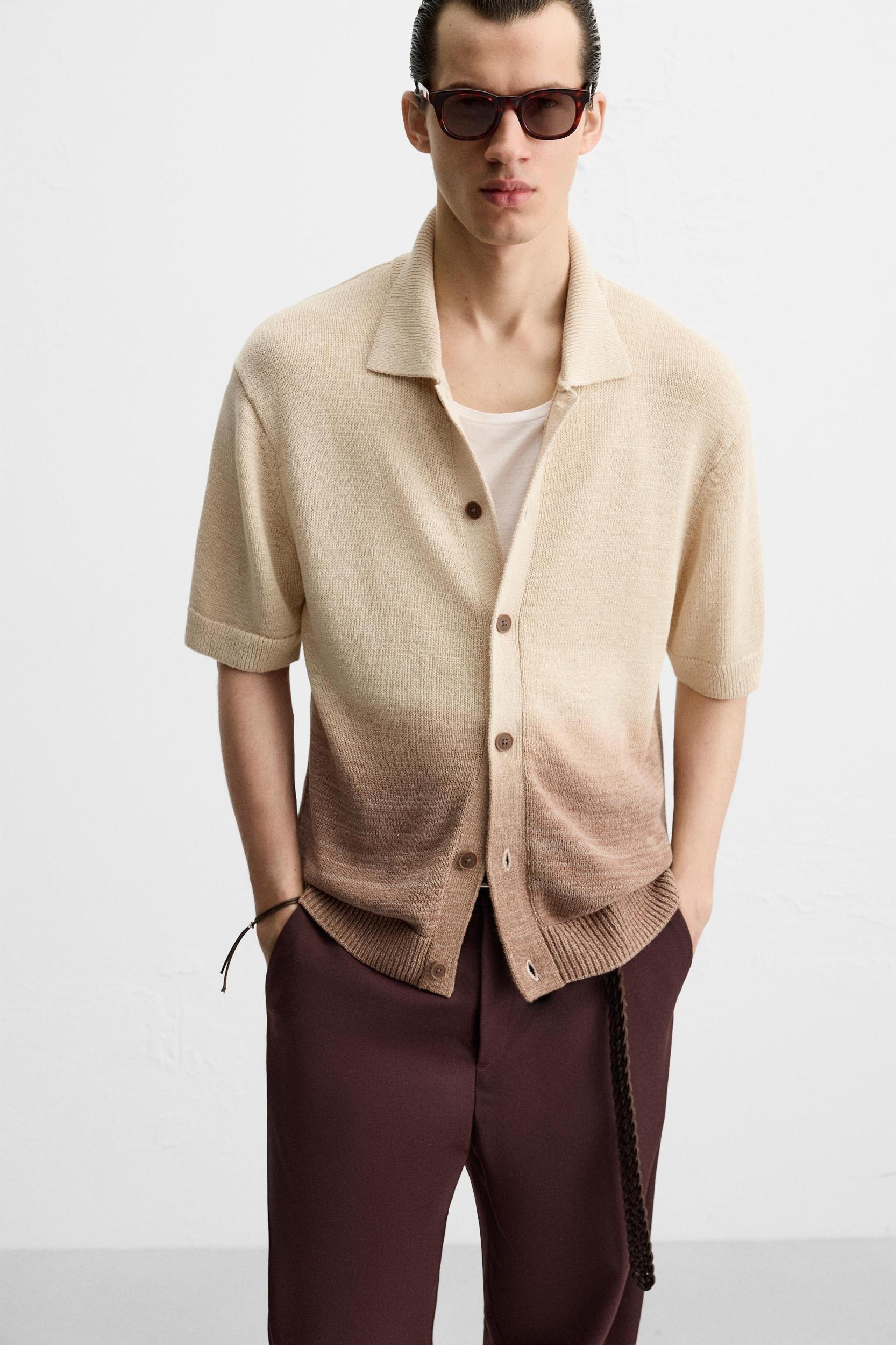 GRADIENT PRINT KNIT SHIRT Product Image