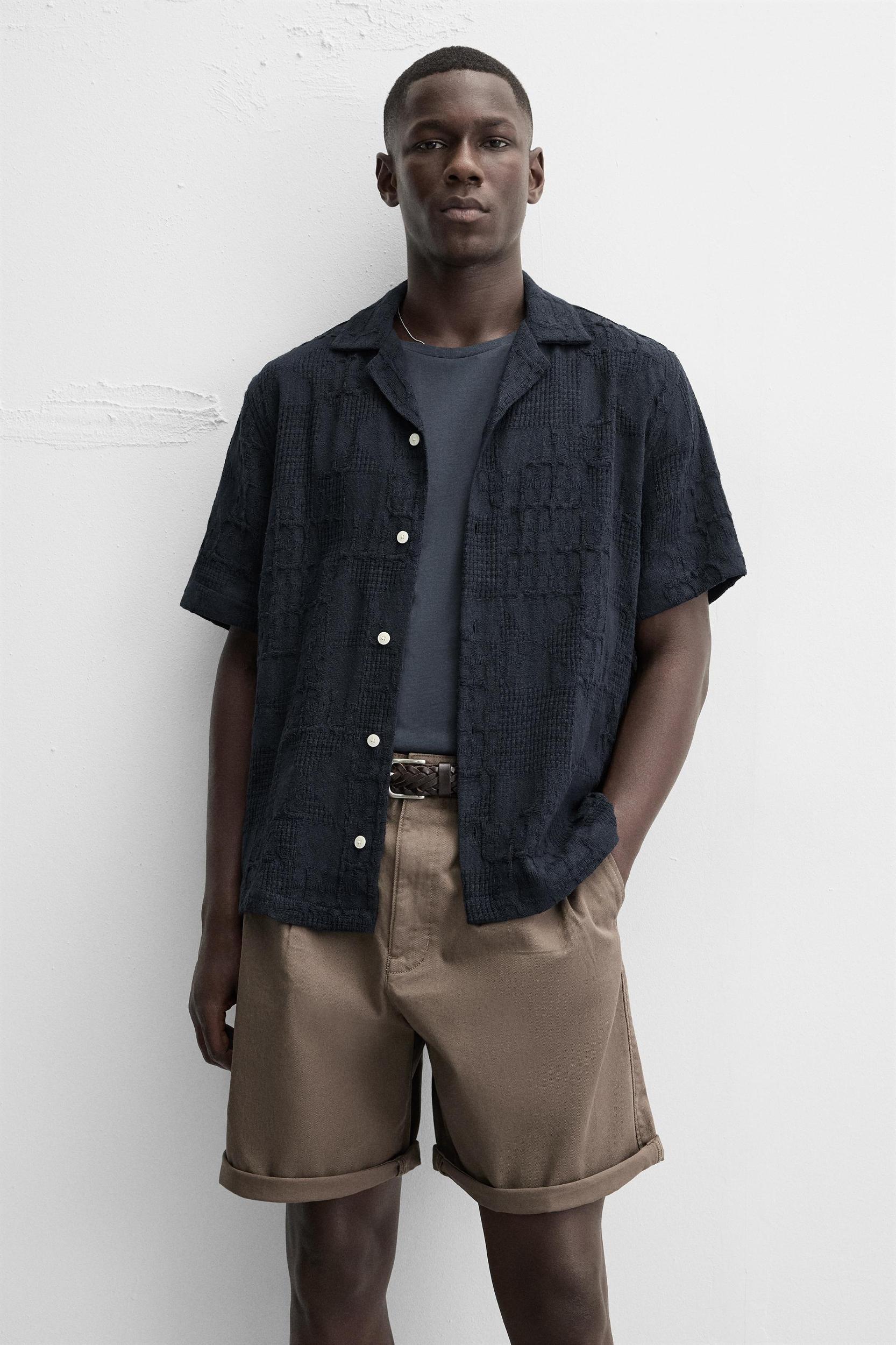 RELAXED FIT JACQUARD SHIRT Product Image