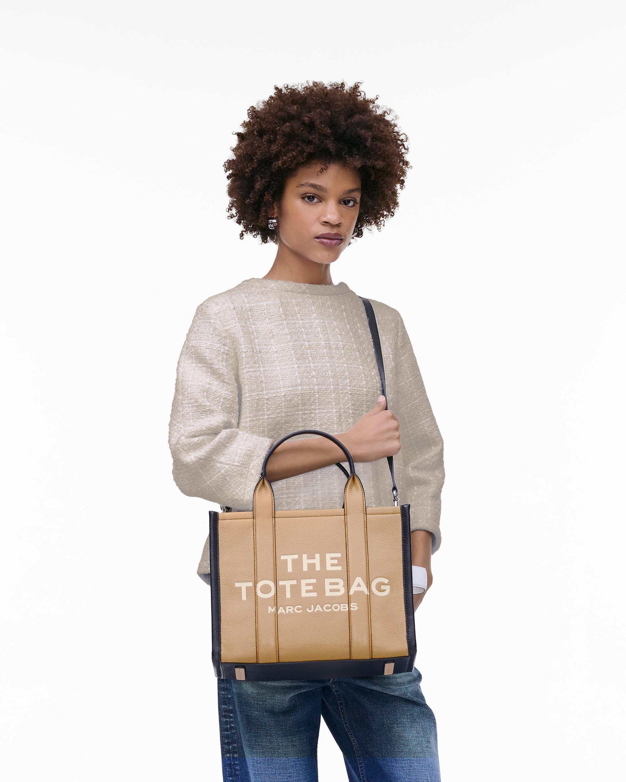 The Canvas Medium Tote Bag Product Image