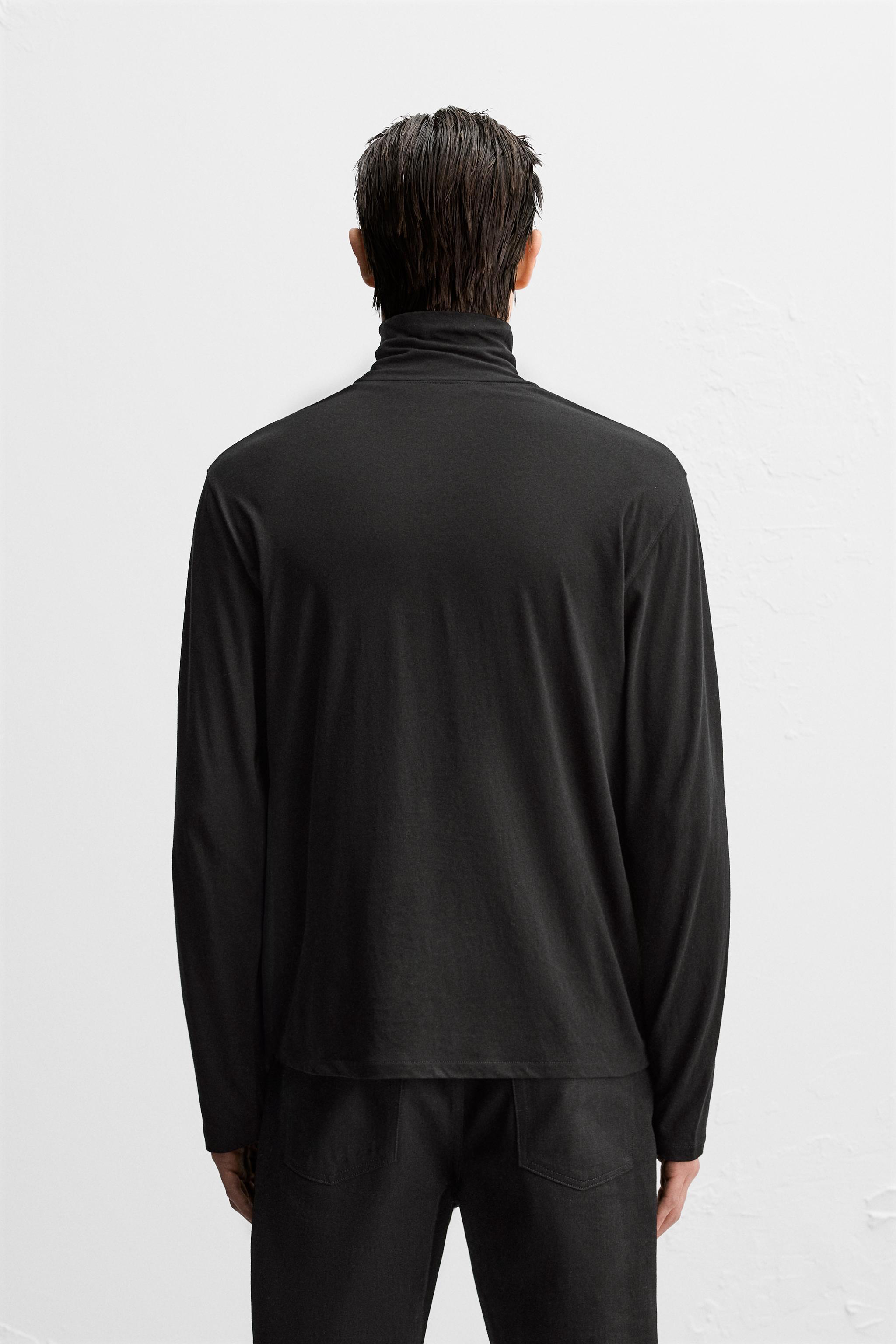 MOCK NECK TOP Product Image