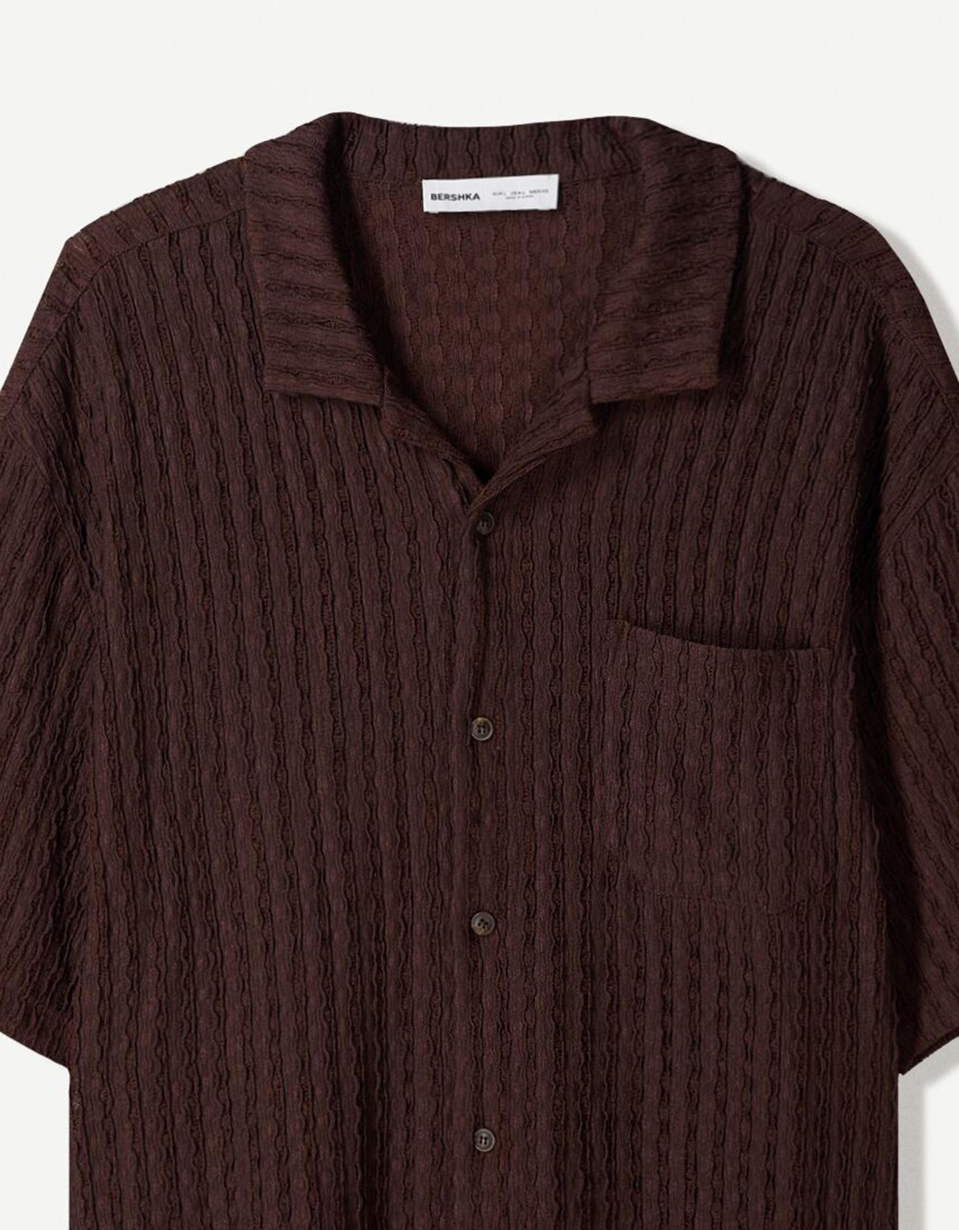 Rustic short sleeve shirt Product Image