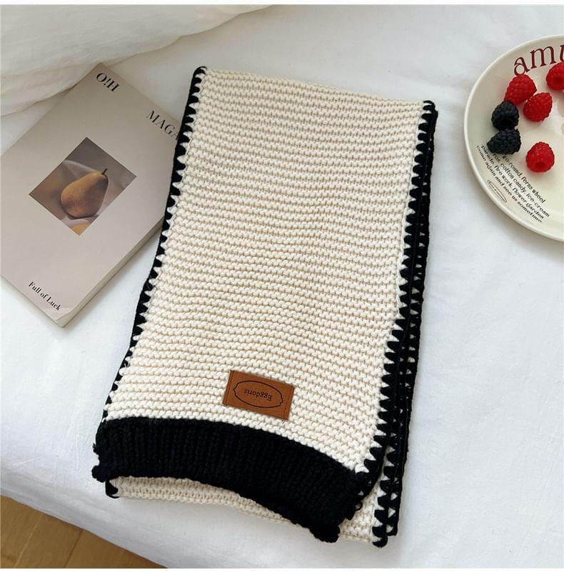 Two-Tone Knit Scarf Product Image