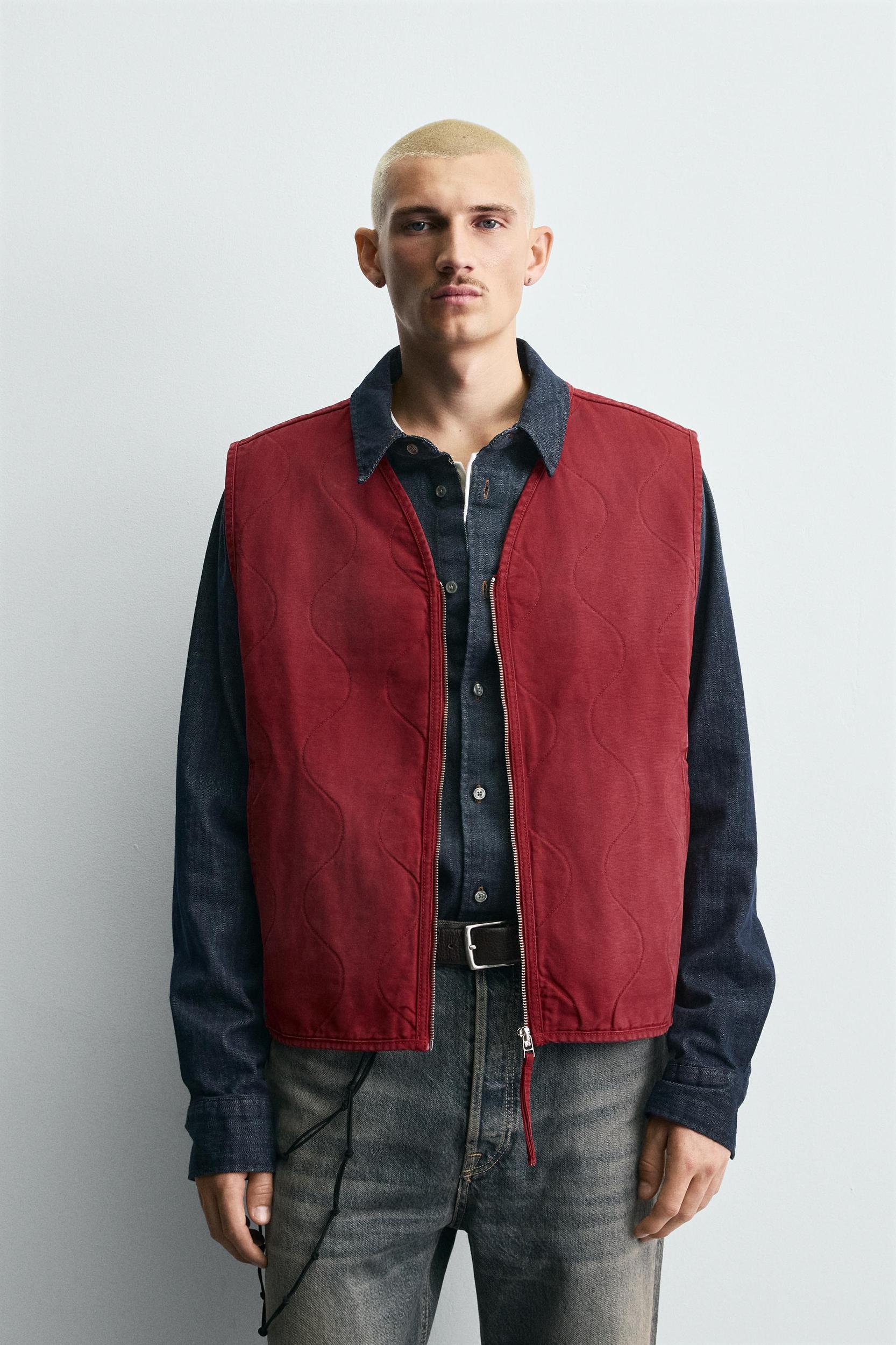 WASHED TOPSTITCHED VEST Product Image