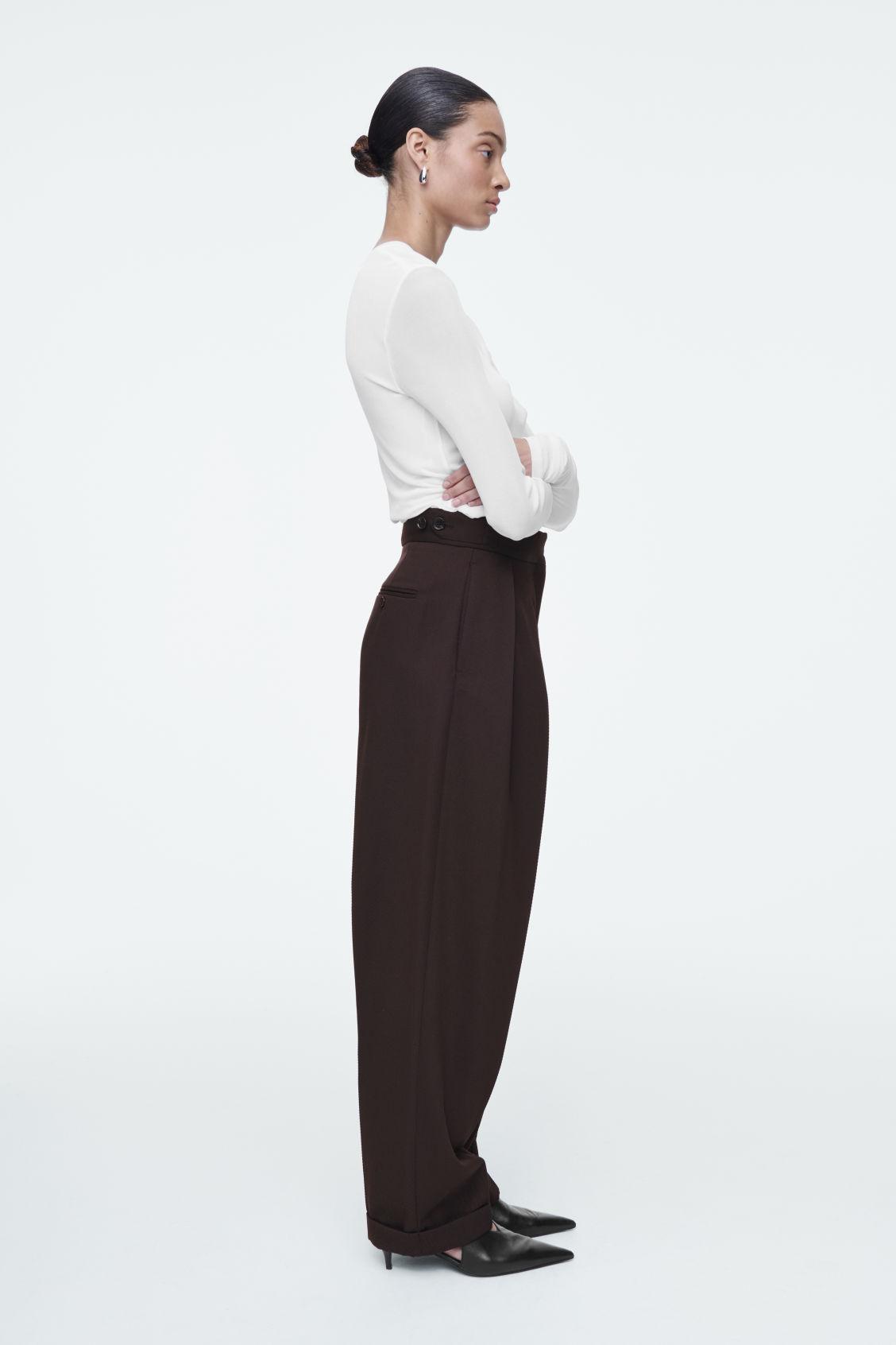 PLEATED WOOL-BLEND TAPERED PANTS Product Image