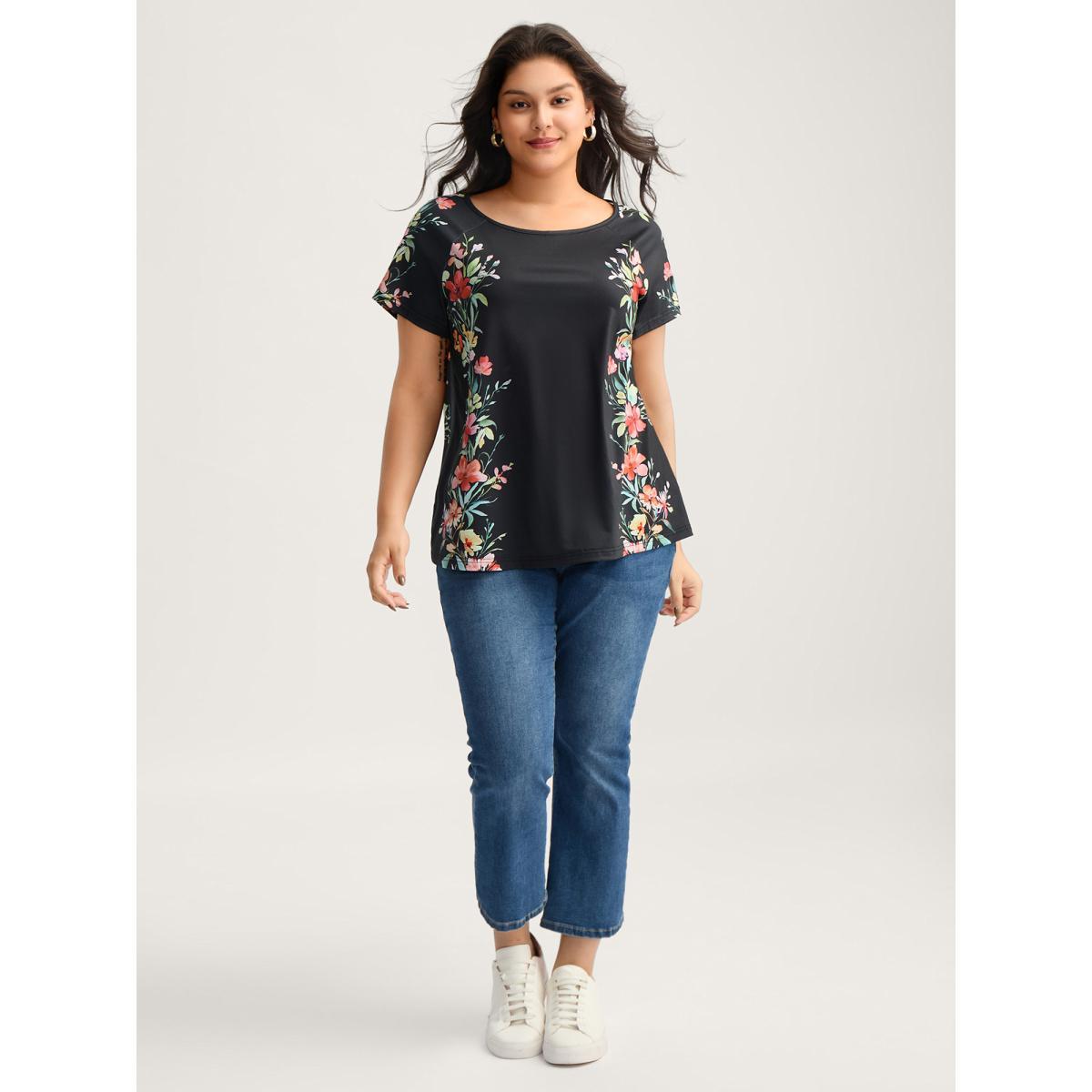Plus Size Floral Print Solid Round Neck T-Shirt Black Women Leisure Contrast Round Neck Casual T-shirts BloomChic 10/M Product Image