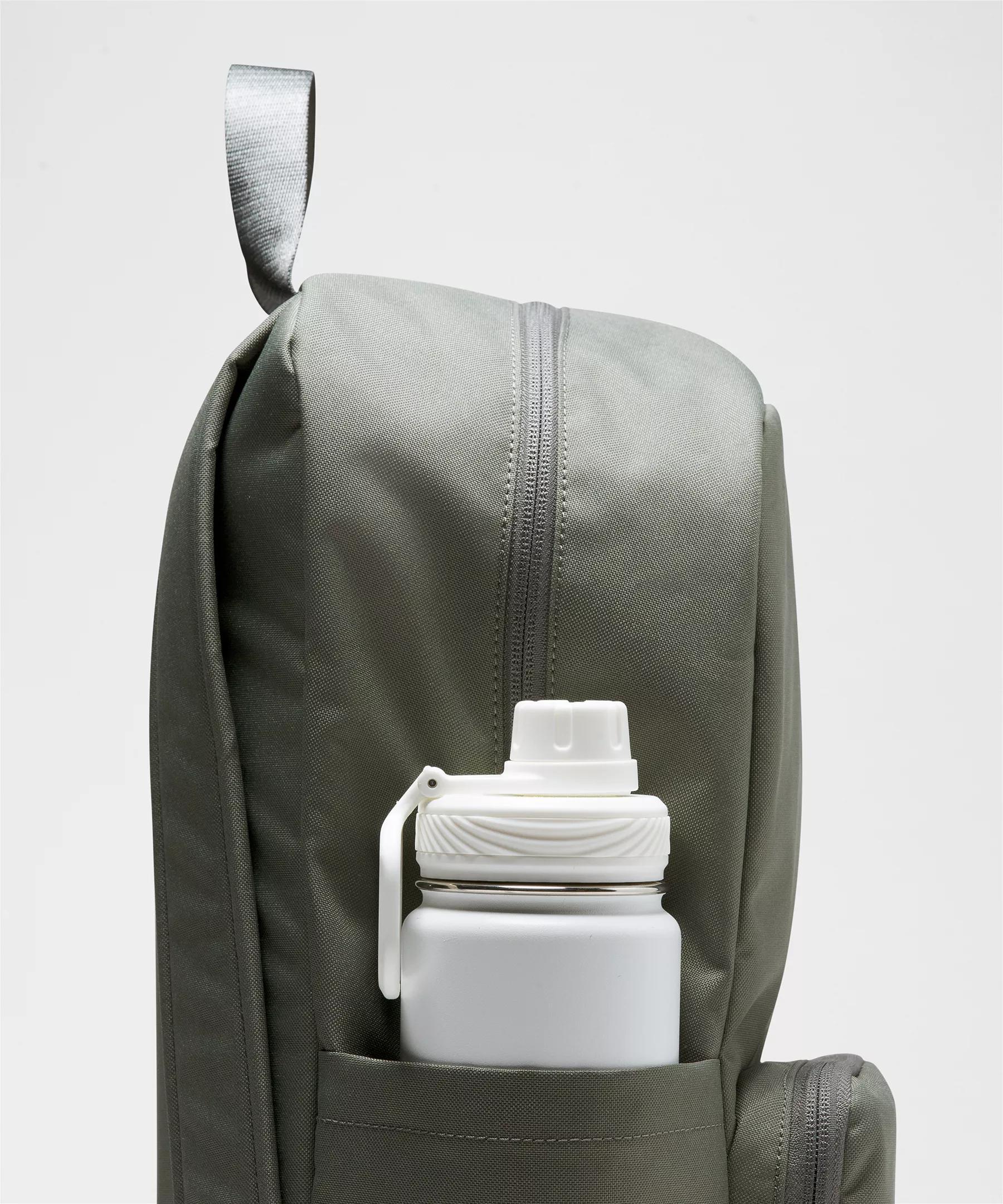 Everywhere Backpack 22L *Tech Canvas Product Image