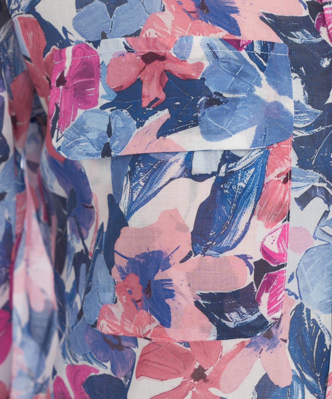 Blouse with floral pattern Product Image
