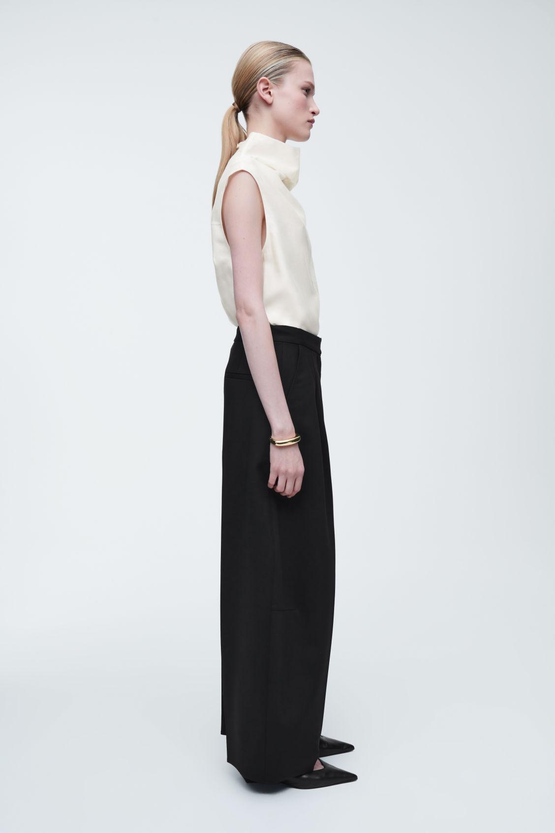WOOL-BLEND WIDE-LEG PANTS Product Image