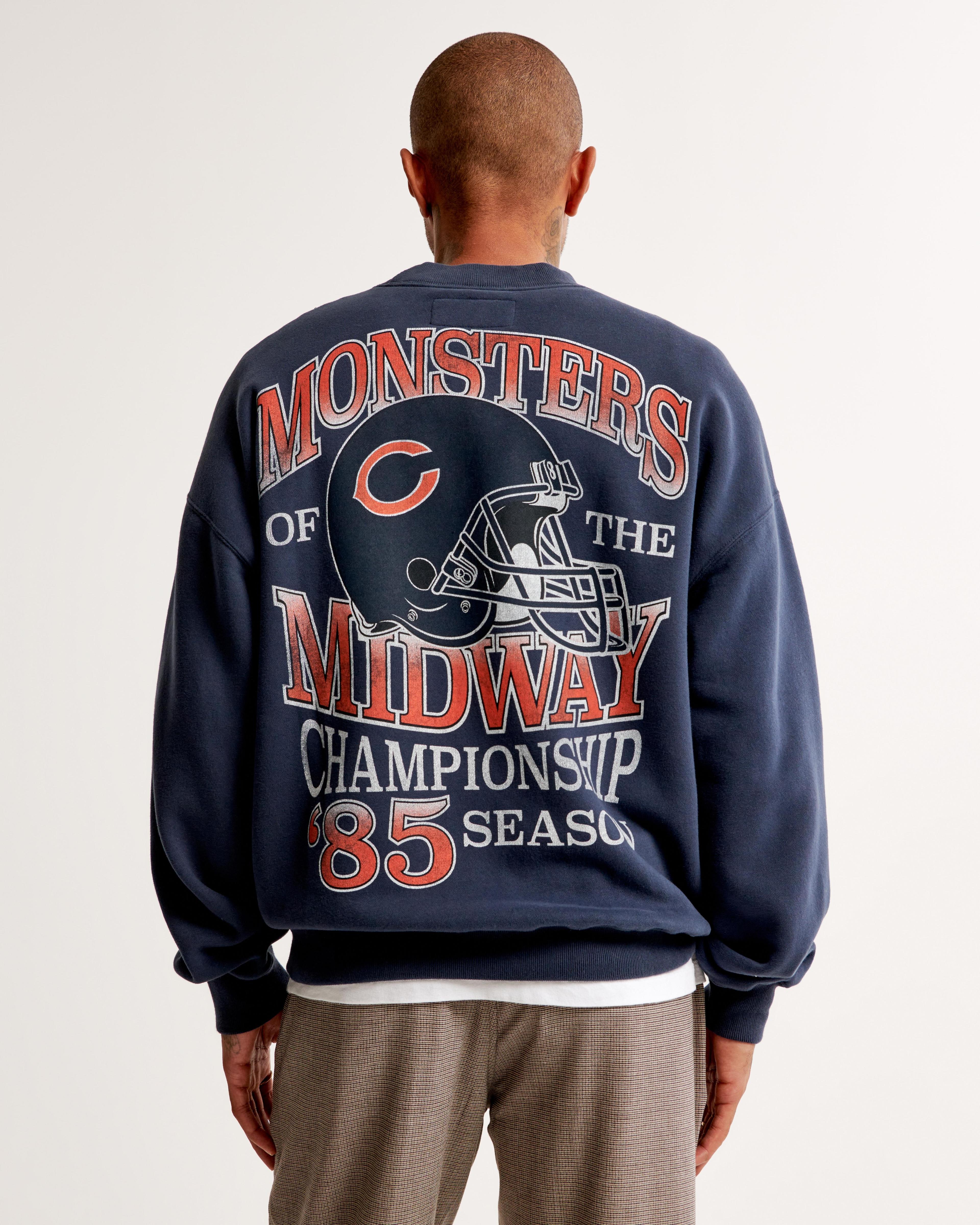 Tampa Bay Buccaneers Graphic Crew Sweatshirt Product Image