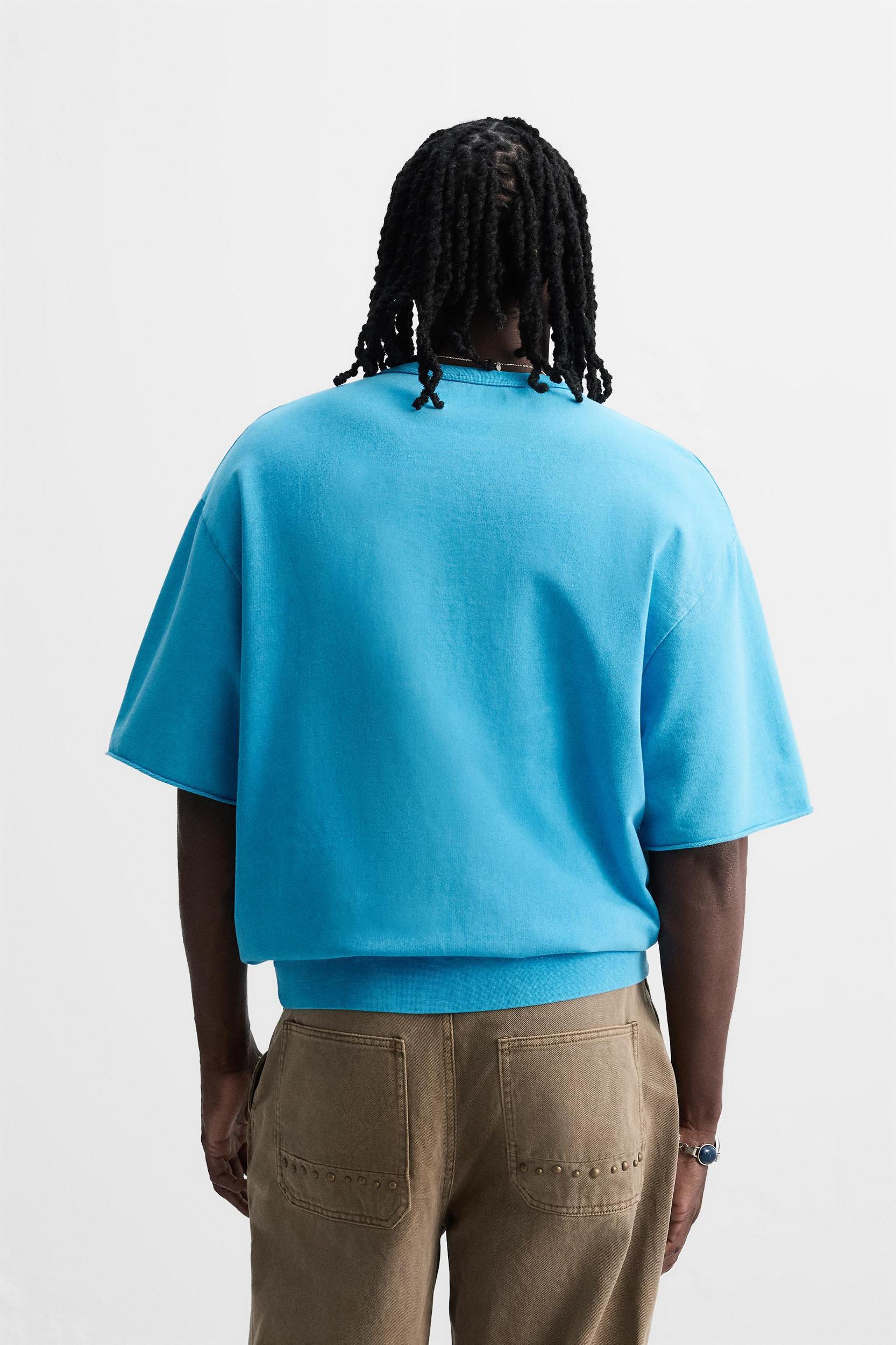 WASHED SWEATSHIRT WITH CONTRAST PRINT Product Image