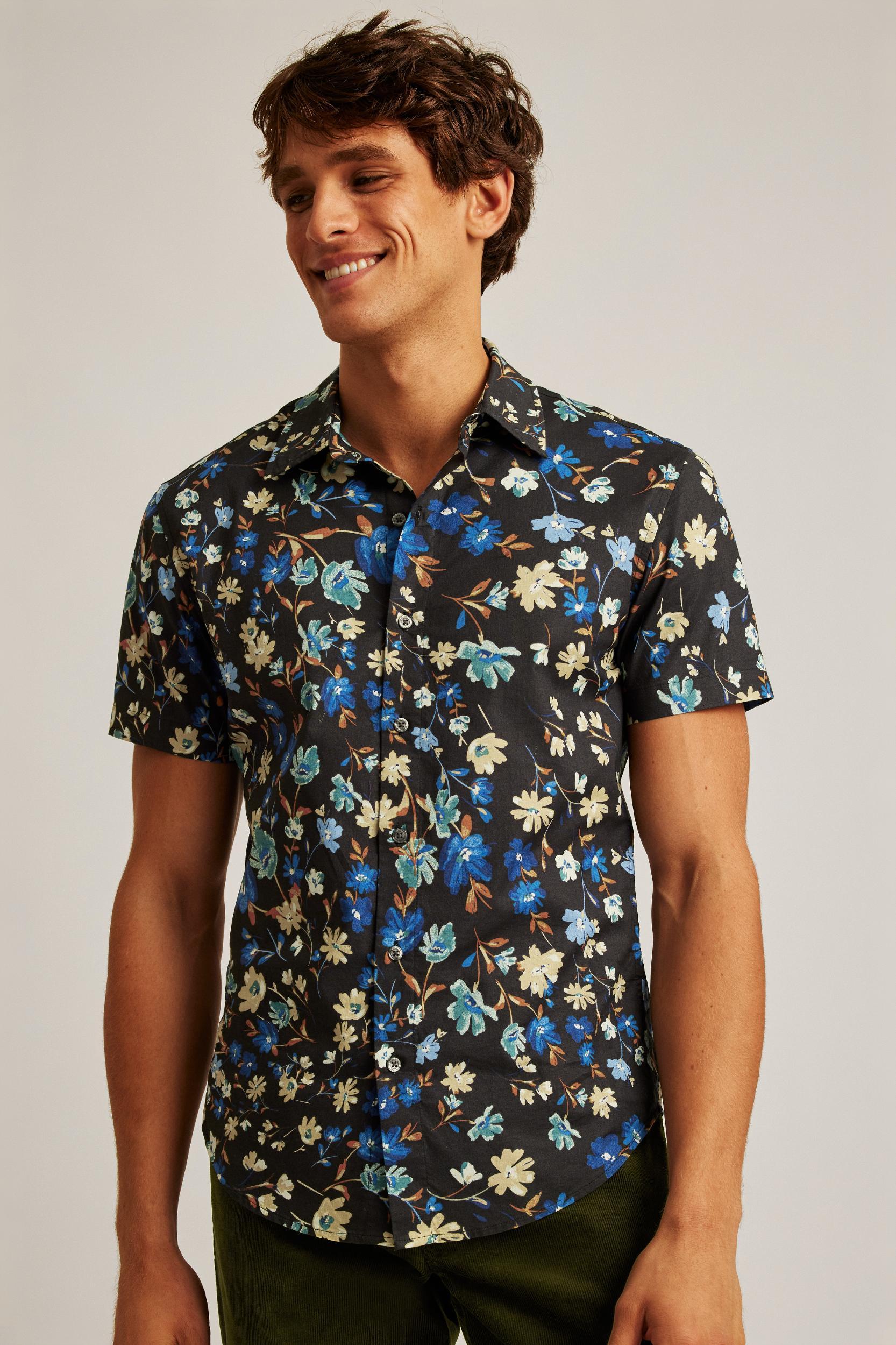 Riviera Short Sleeve Shirt Product Image