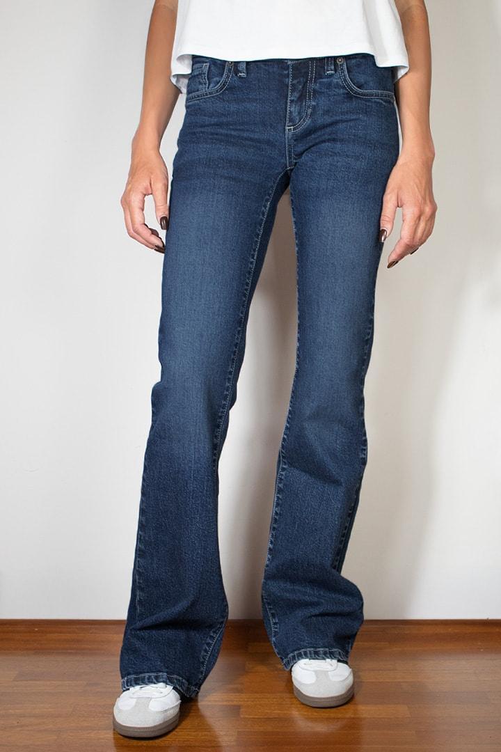 Low waist flared jeans Product Image