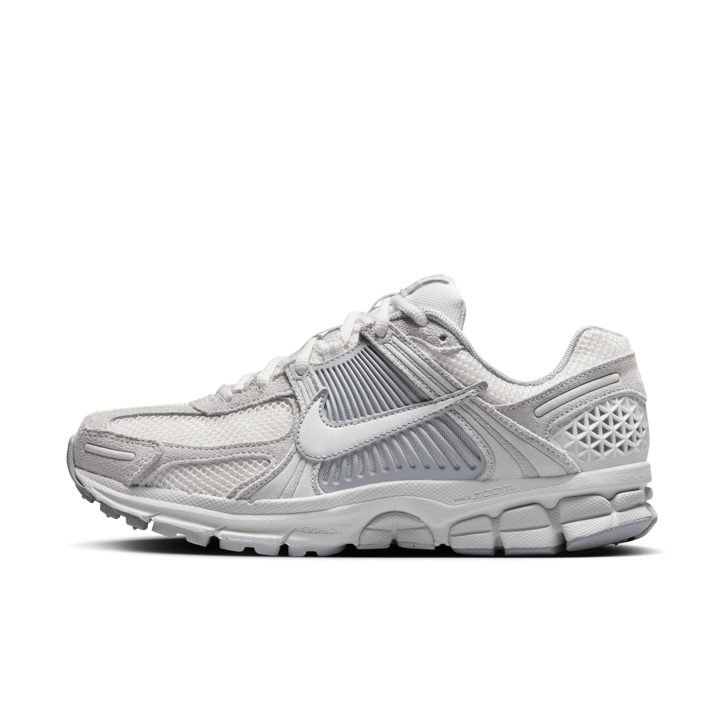 Nike Women's Zoom Vomero 5 Shoes Product Image