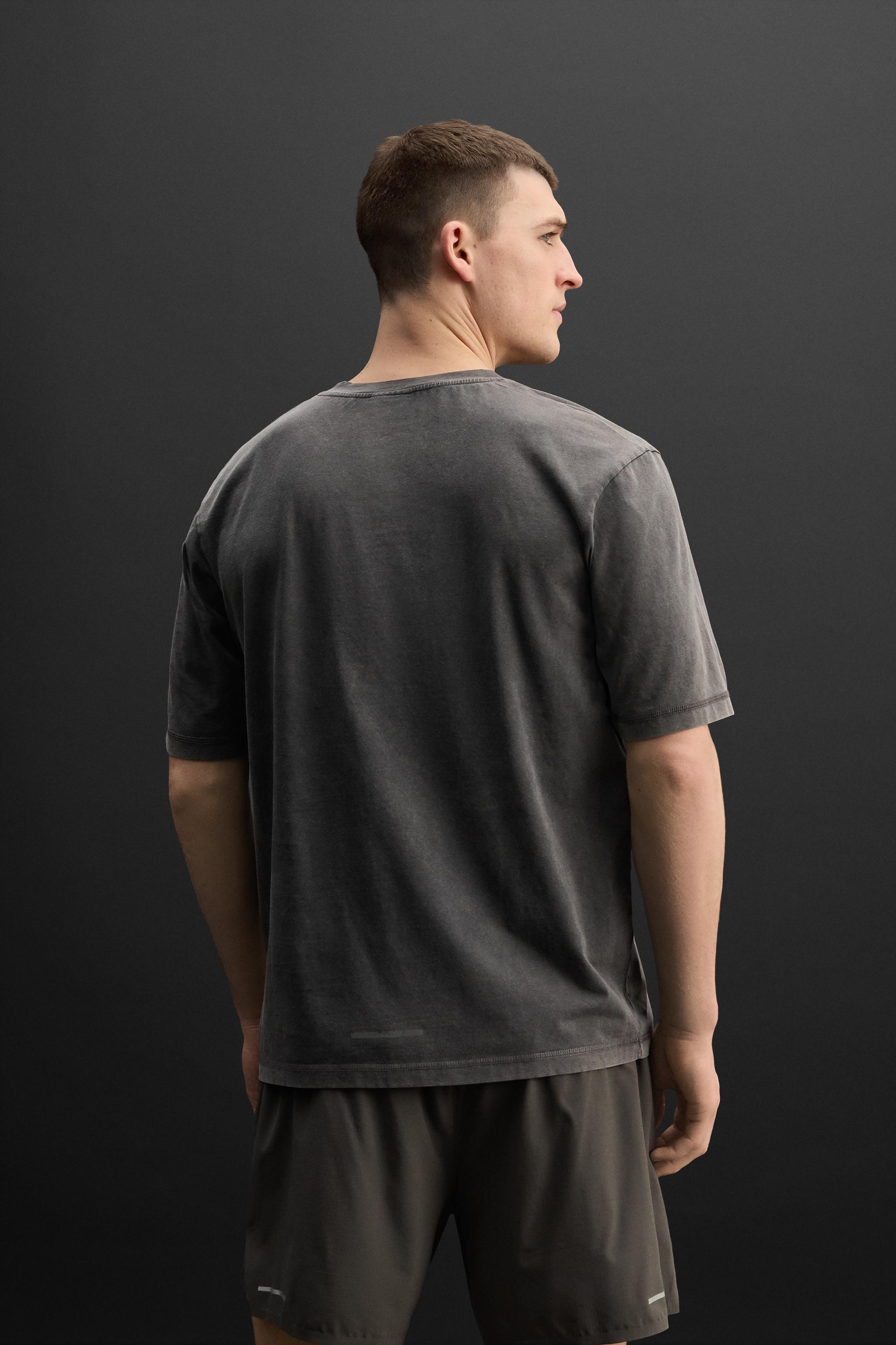 WASHED TRAINING T-SHIRT Product Image