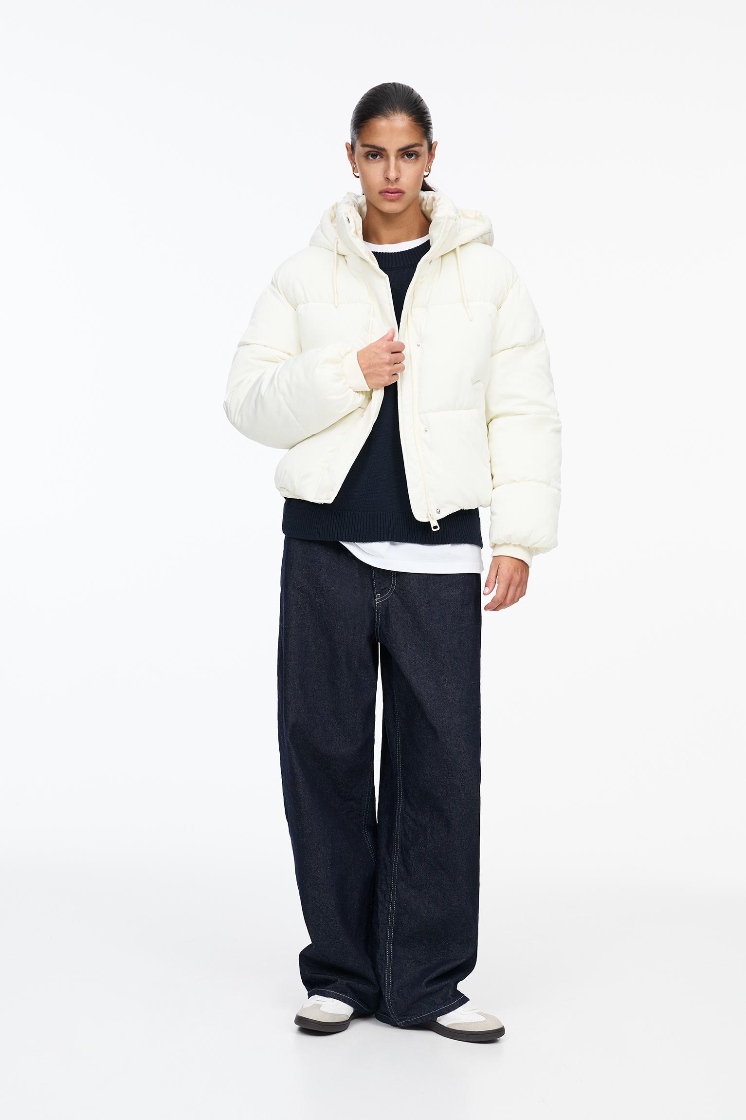 Puffer jacket with hood Product Image