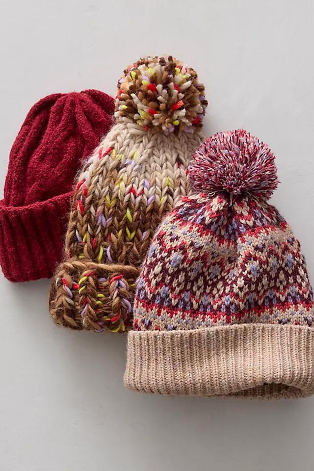 Tide Knit Pom Beanie Product Image