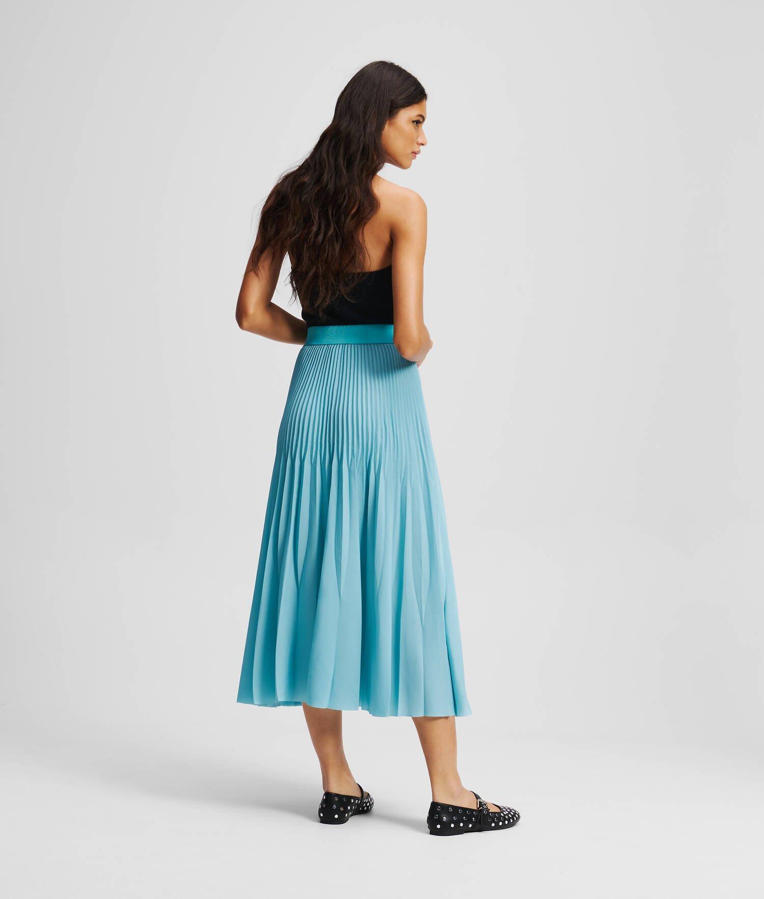 PLEATED SKIRT Product Image