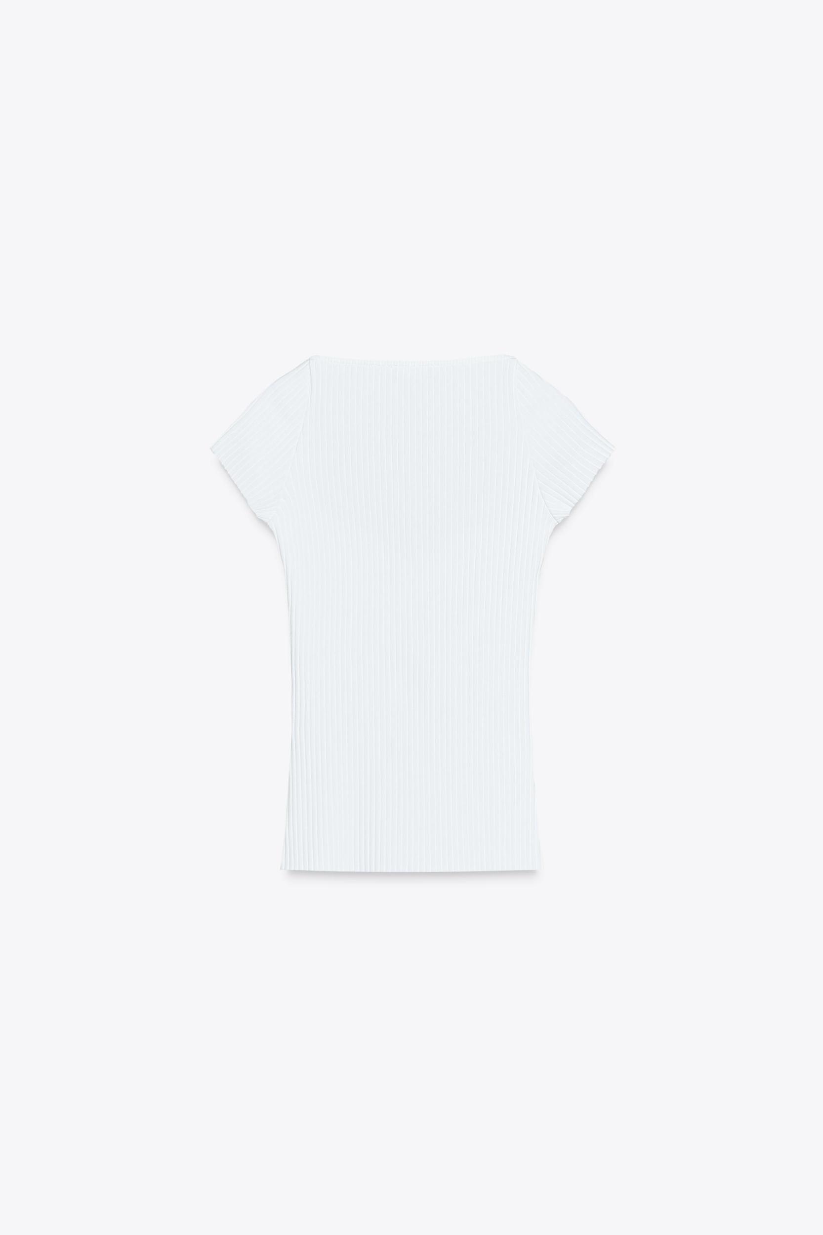 RIBBED SWEETHEART NECKLINE TOP Product Image