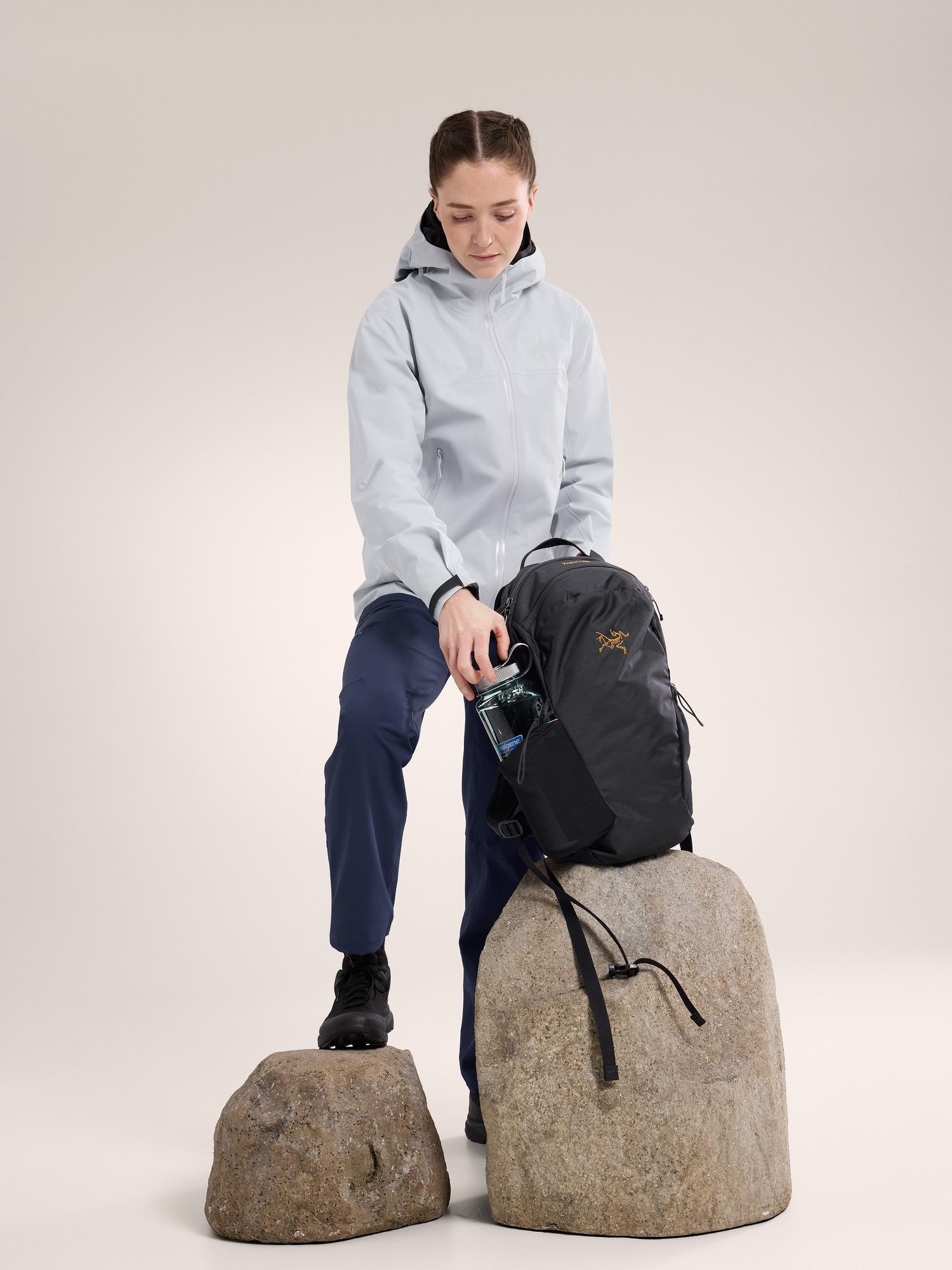Mantis 16 Backpack  Product Image