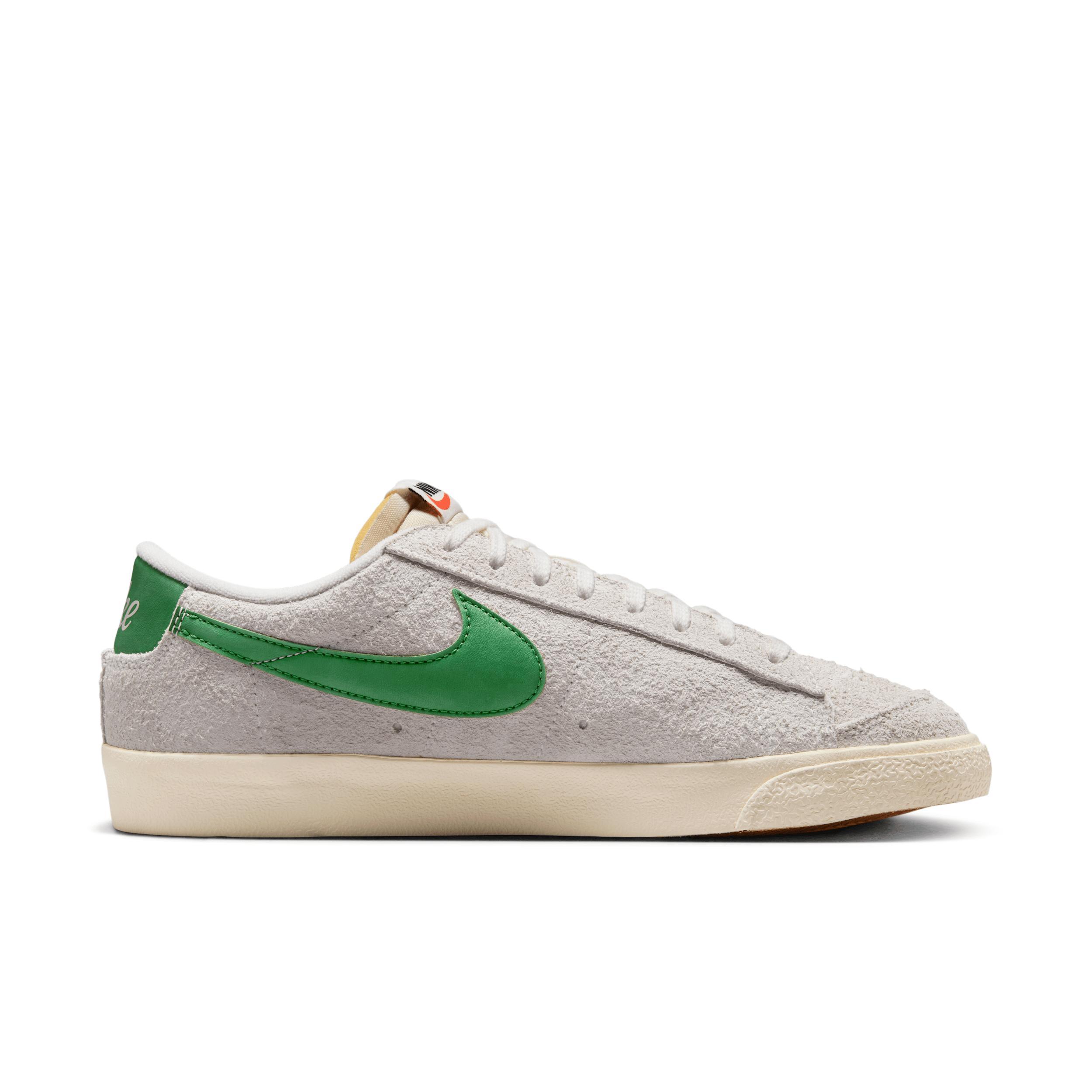 Nike Men's Blazer Low '77 Premium Shoes Product Image