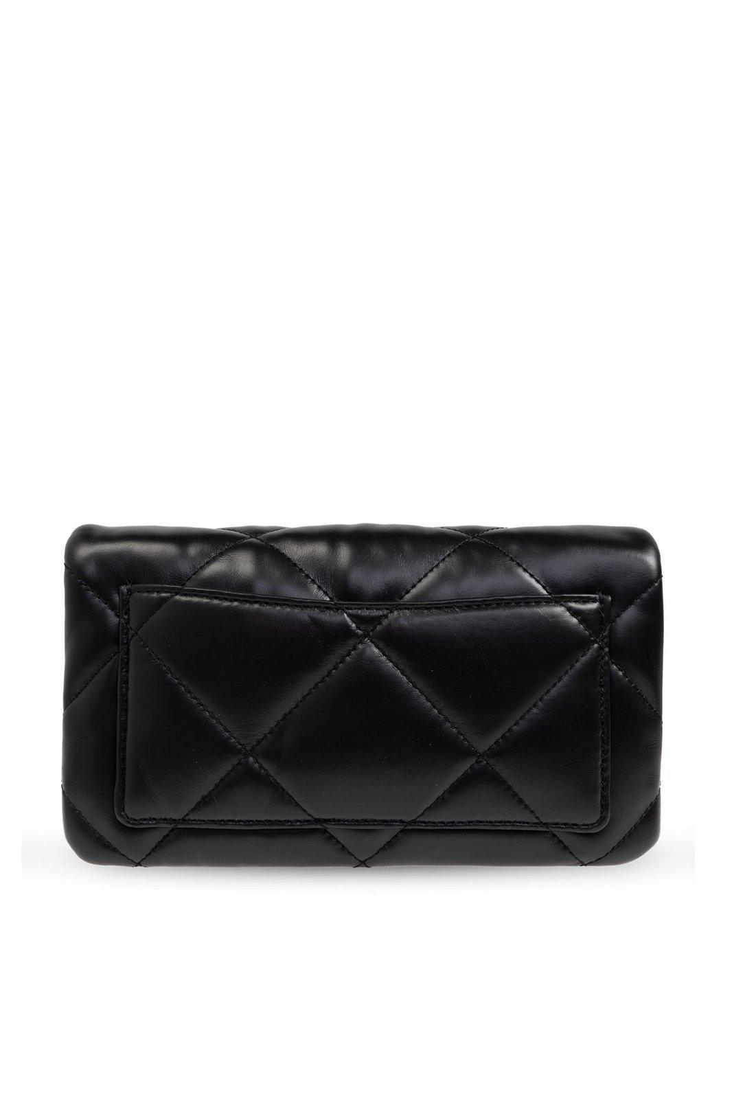 TORY BURCH Kira Diamond Quilted Chain Wallet In Black Product Image