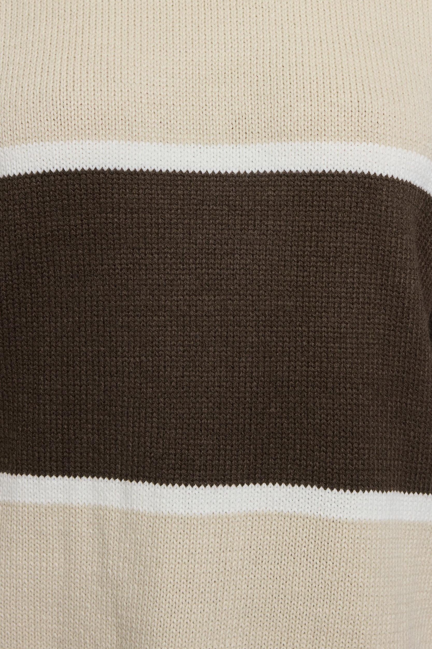 Smooth Scoop Neck Long Sleeve Top Product Image