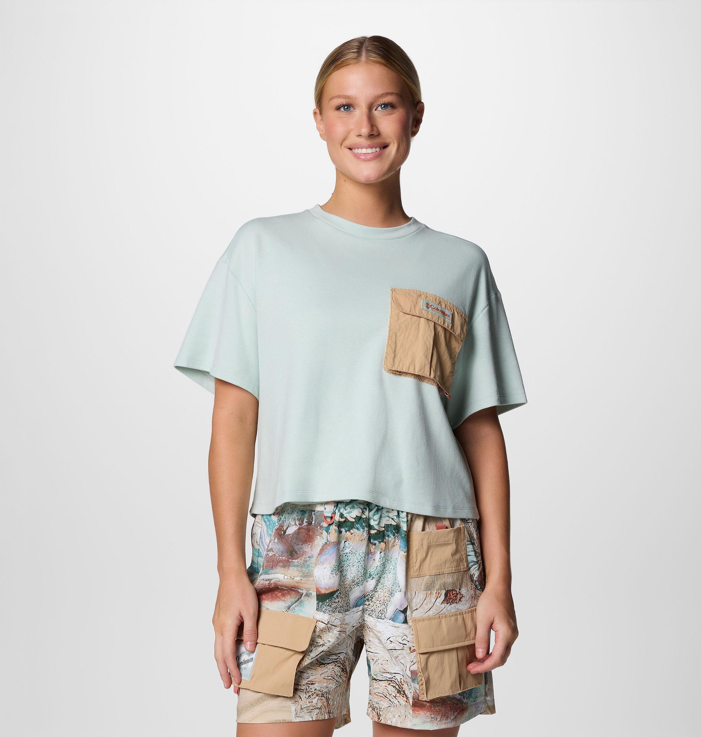 Columbia Womens Cove Beach Cropped Pocket T-Shirt- Product Image