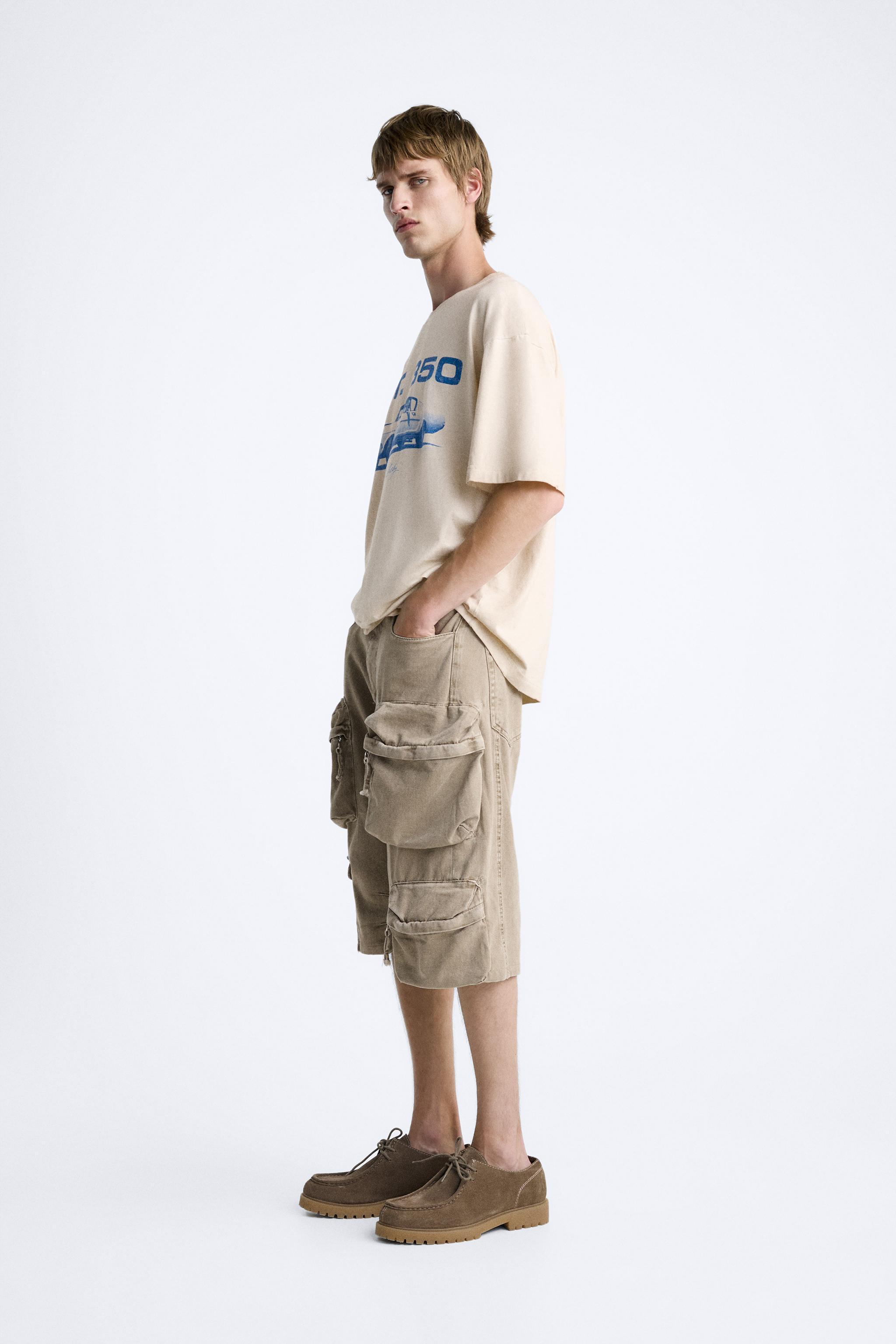 CARGO POCKET DENIM SHORTS Product Image