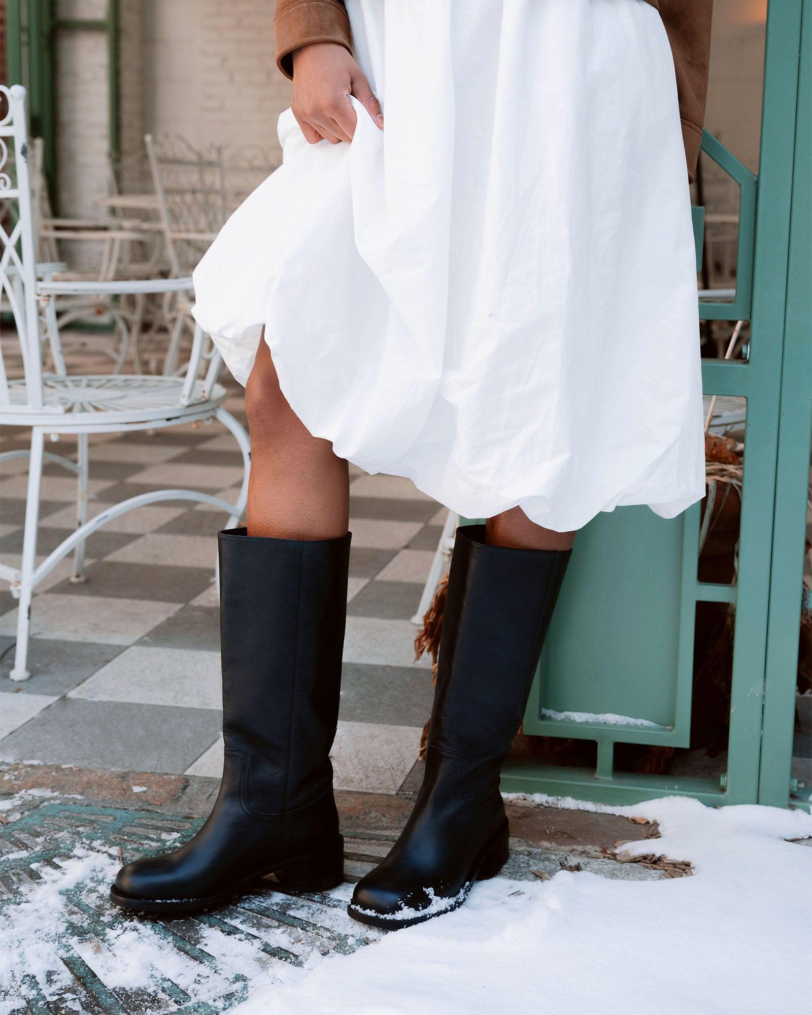 RIGGS BLACK LEATHER Female Product Image