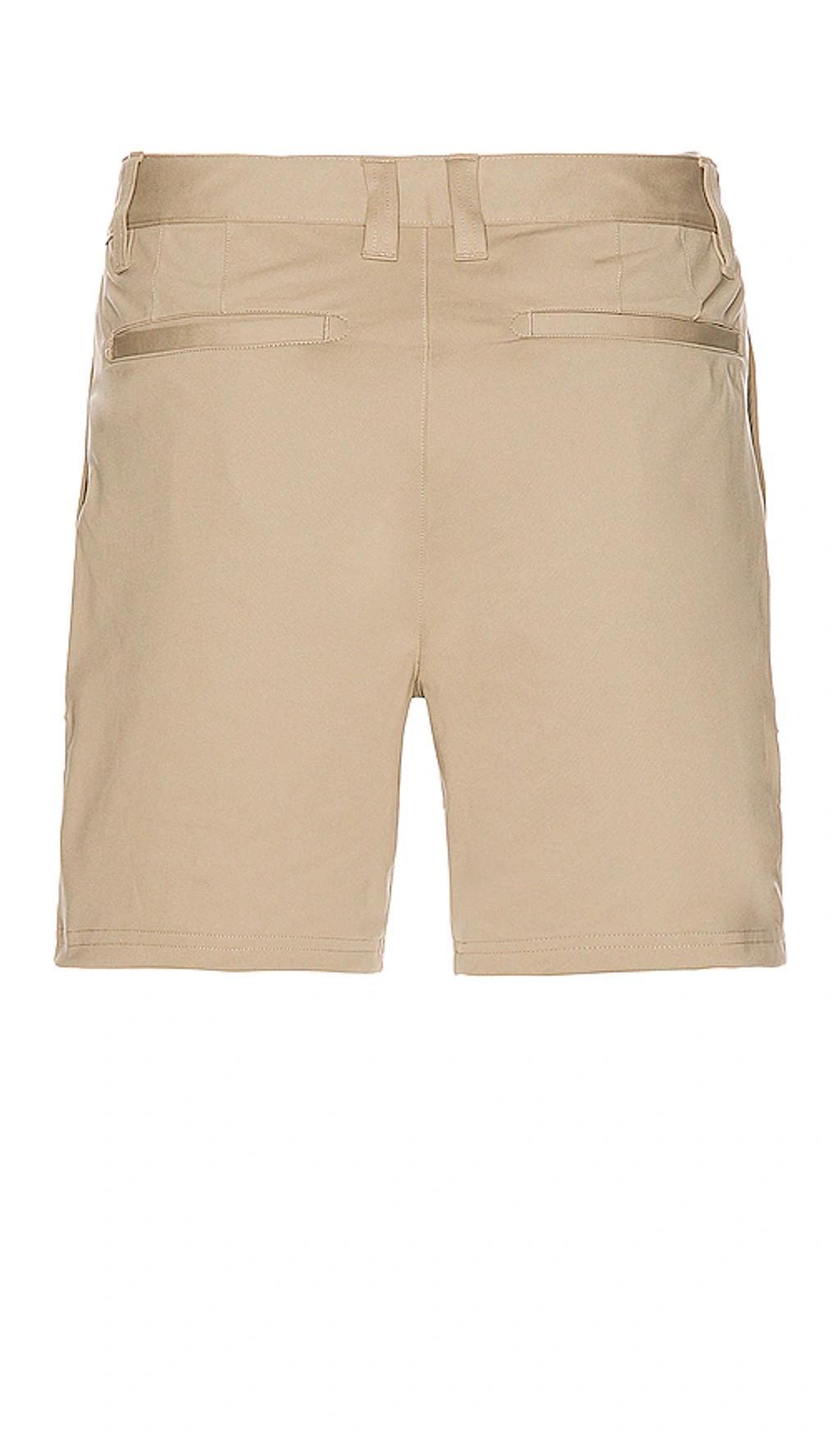 RHONE 7 Commuter Short In Khaki Product Image