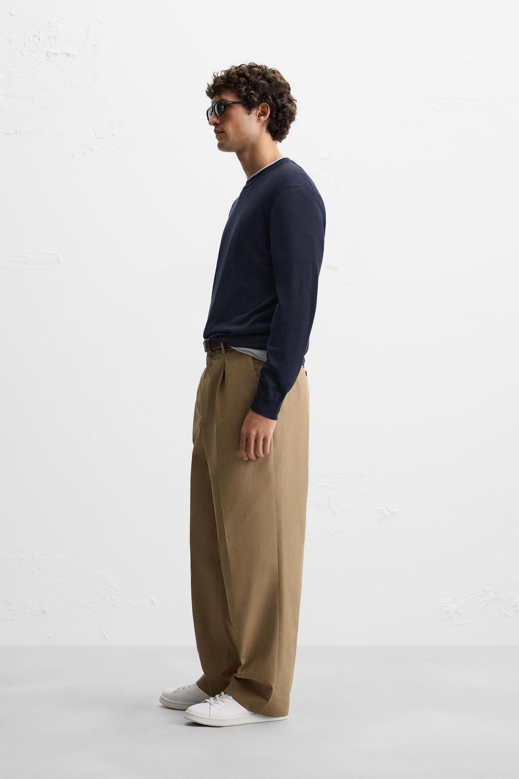 COTTON AND SILK BLEND SWEATER Product Image