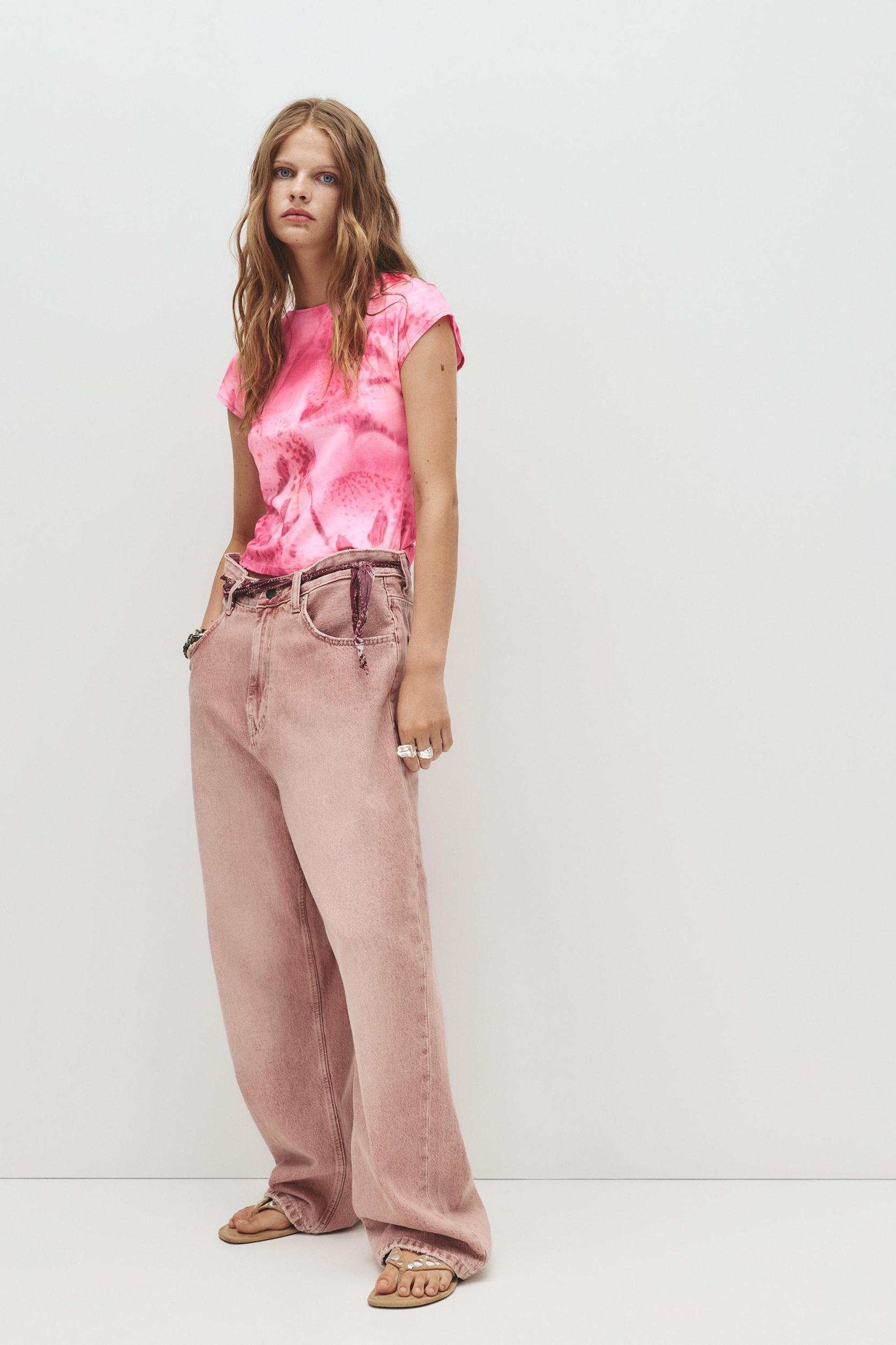 Floral print T-shirt Product Image