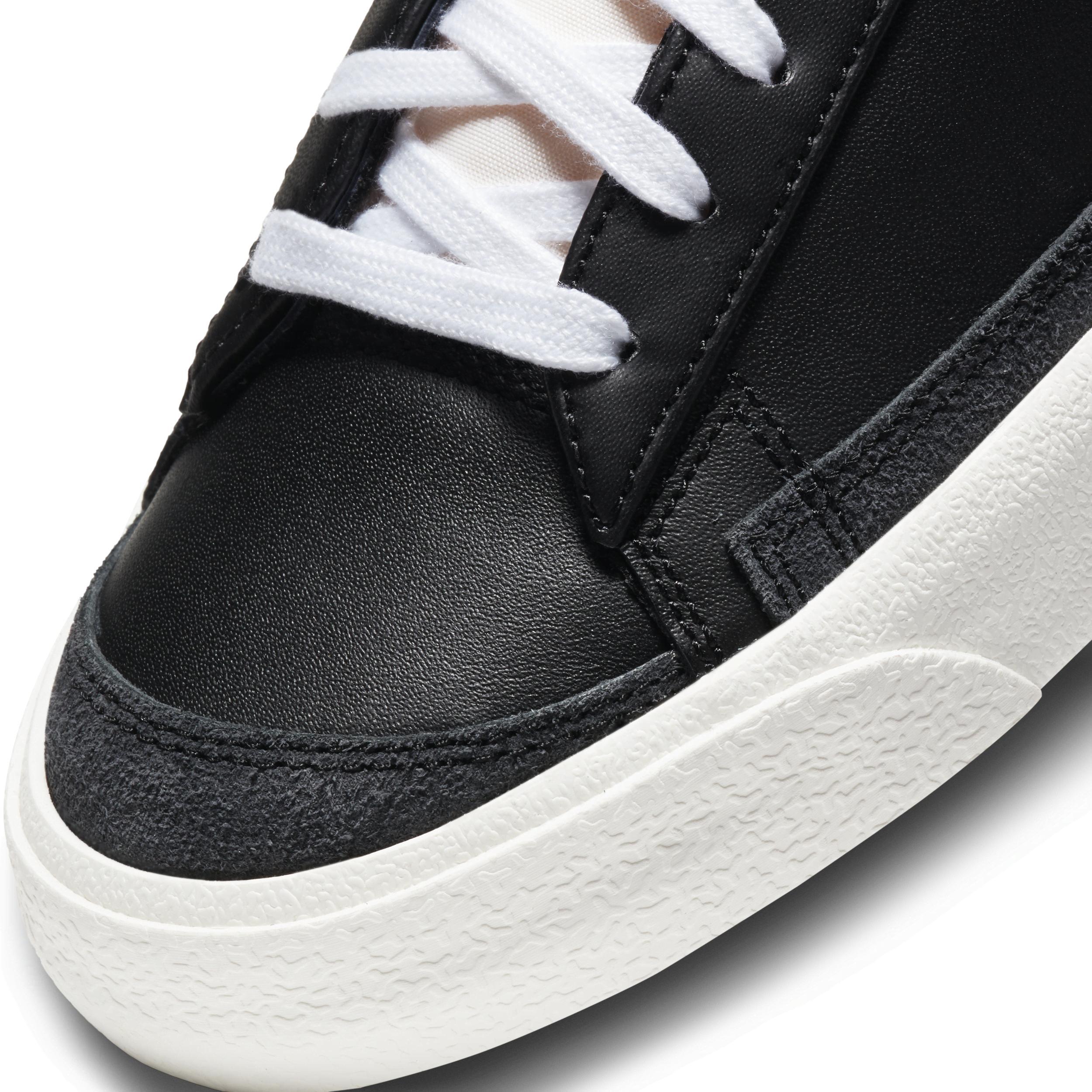 Nike Blazer Low '77 Vintage Men's Shoes Product Image