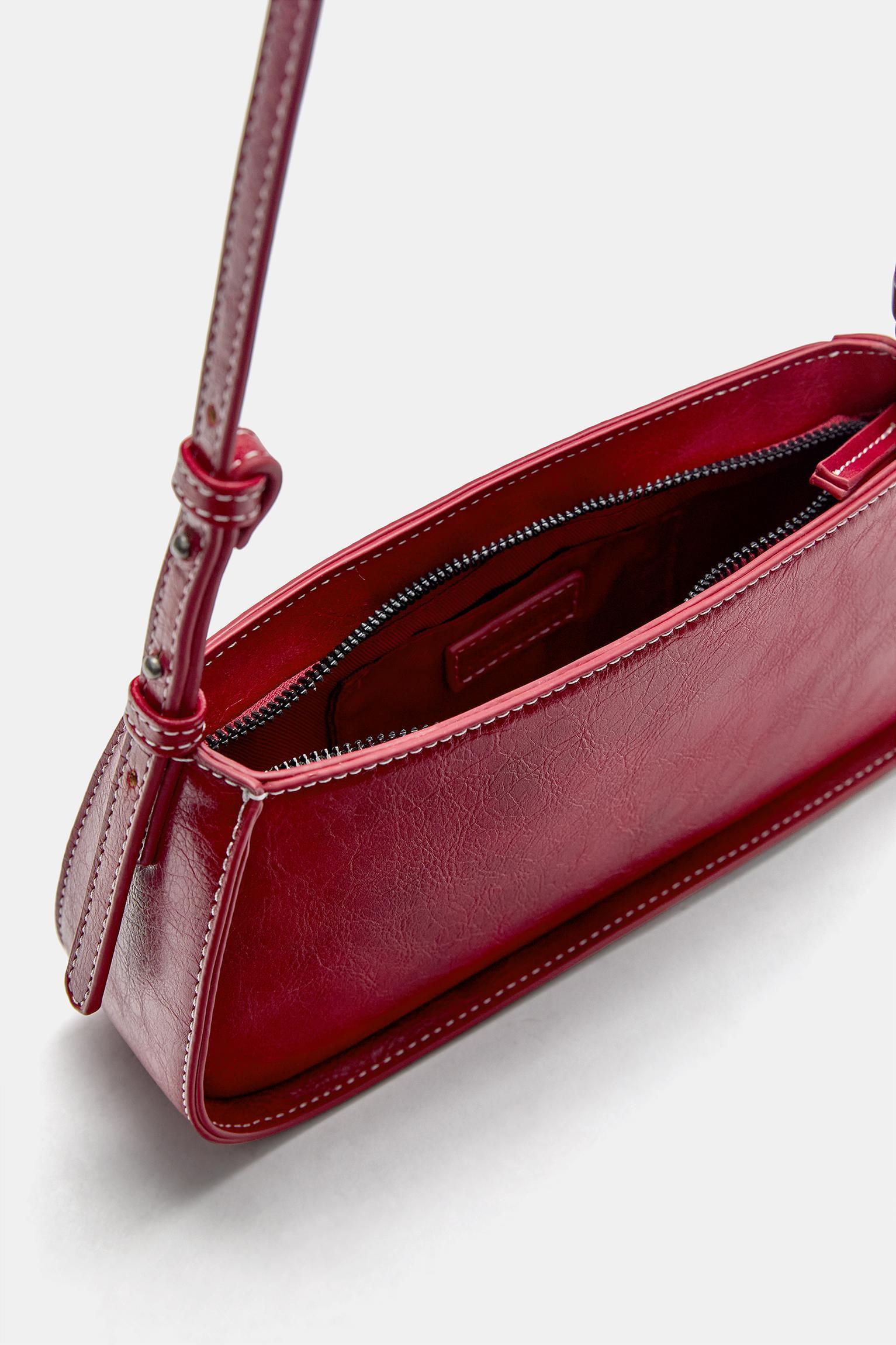 Shoulder bag with seams Product Image