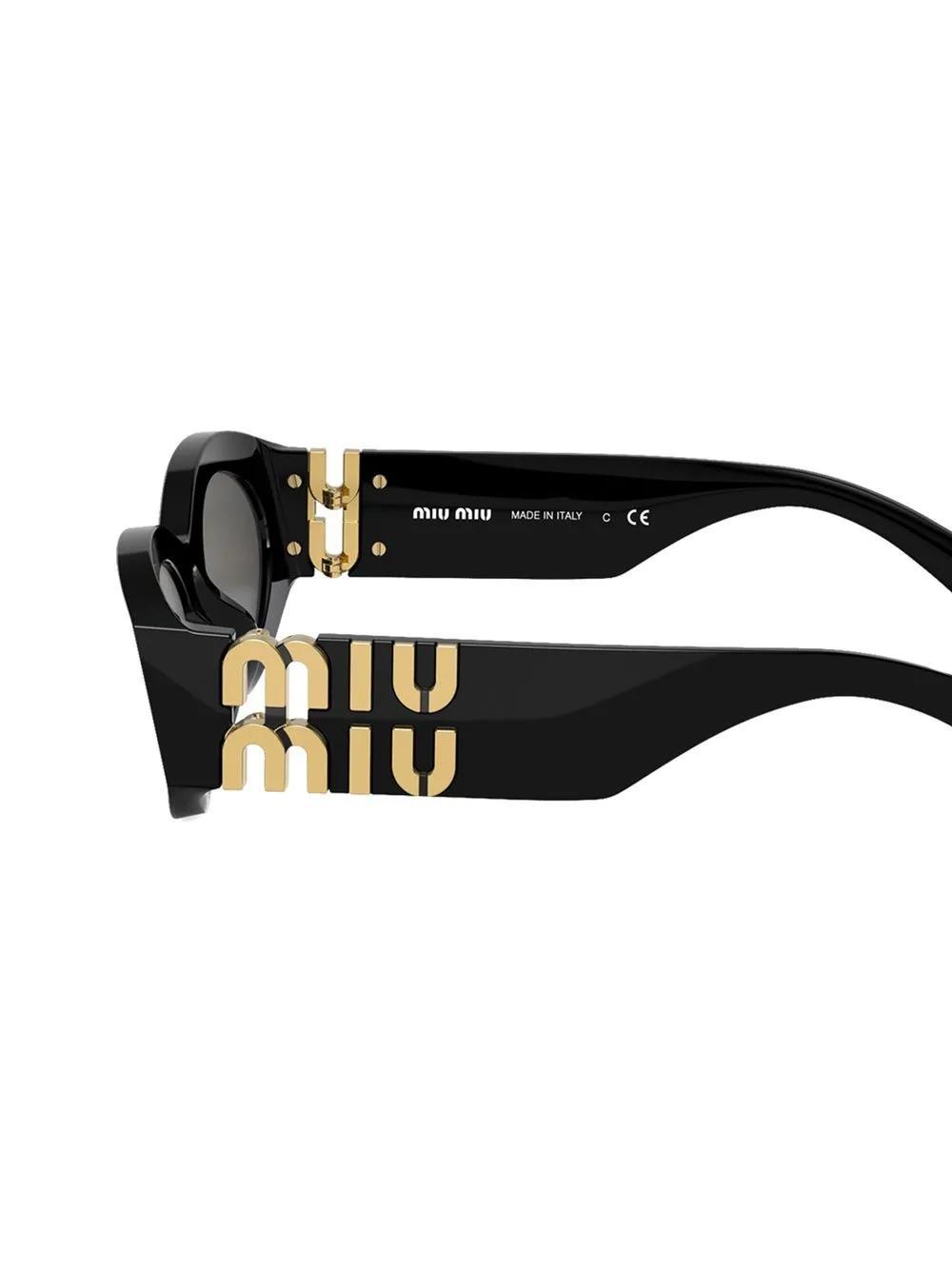 cat-eye sunglasses Product Image