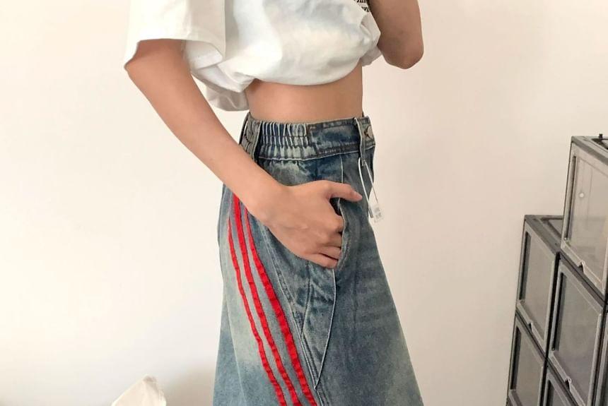 High Waist Washed Striped Loose-Fit Wide-Leg Jeans Product Image