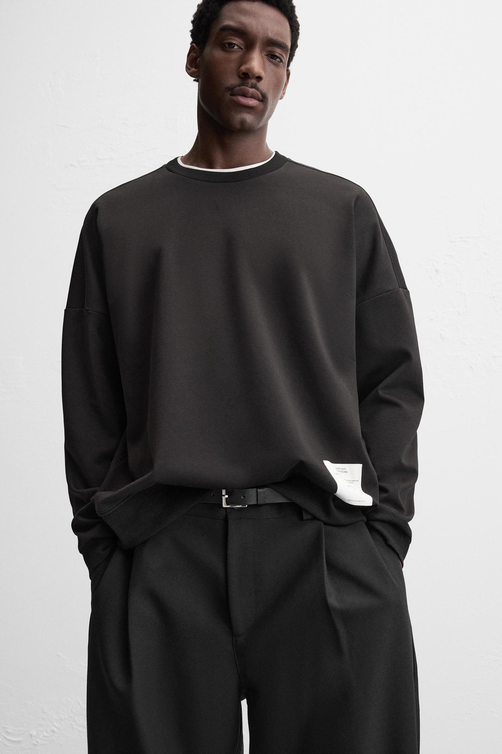 SOFT PATCH SWEATSHIRT Product Image