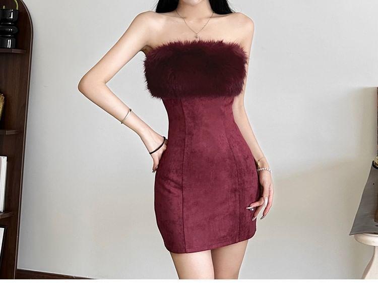 Off Shoulder Fleece Panel Plain Mini Bodycon Dress Product Image